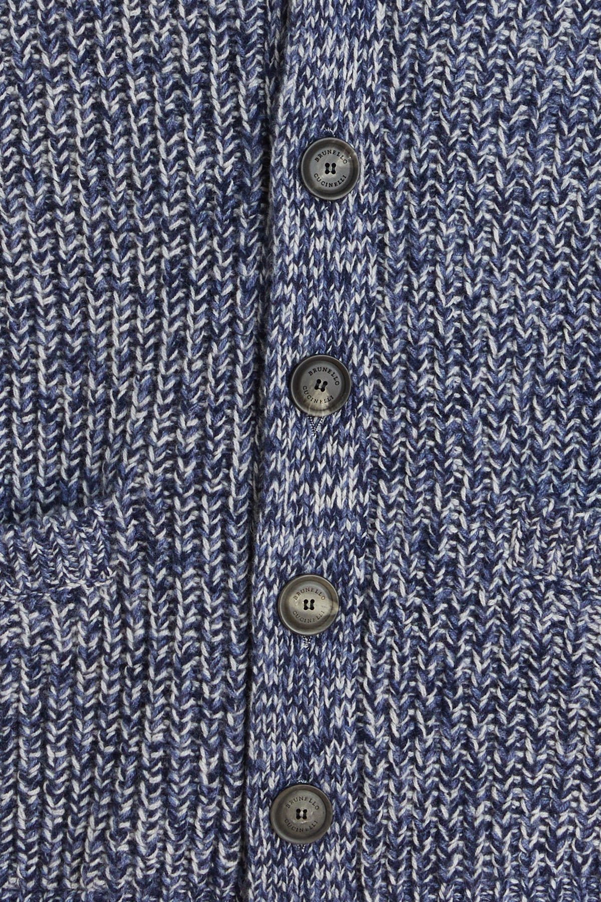 MAGLIERIA_M3636366_CVR41_Image_3