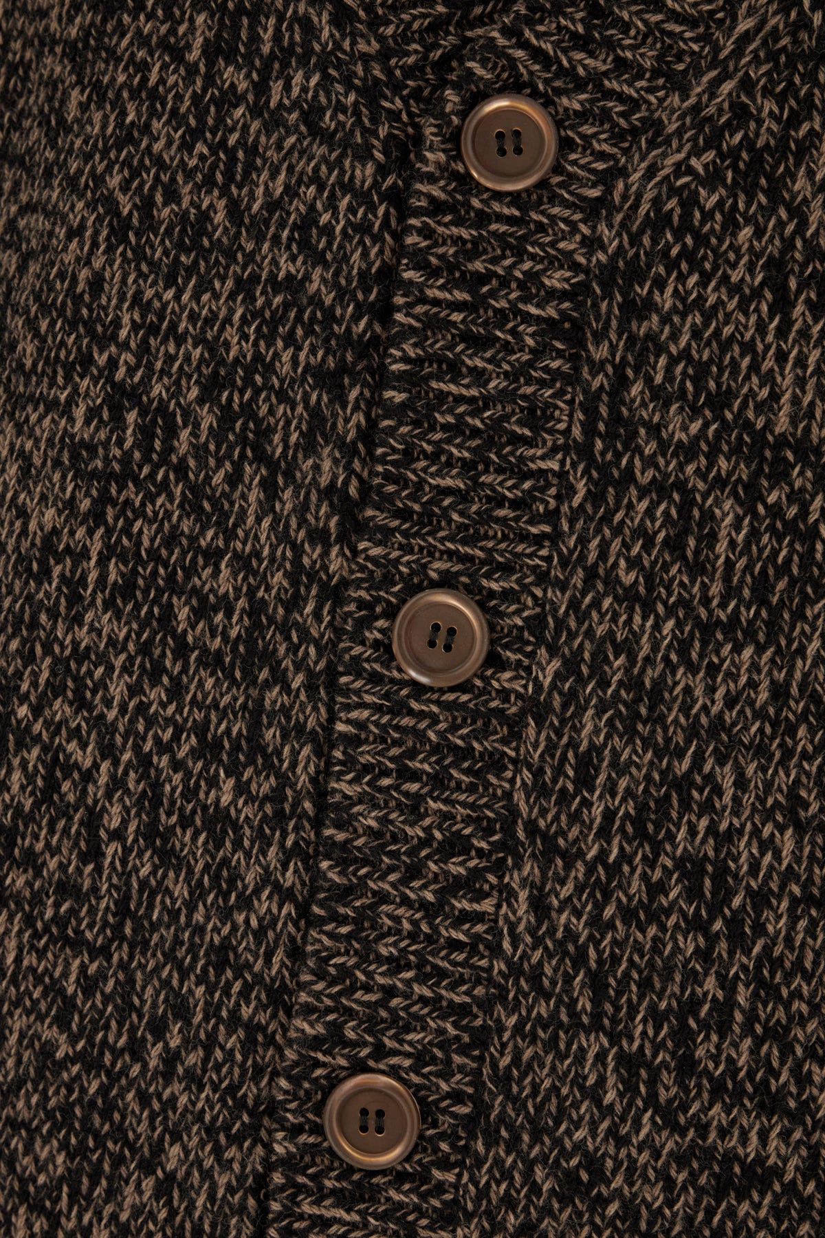 MAGLIERIA_M4253AB_BEARTWIST_Image_3