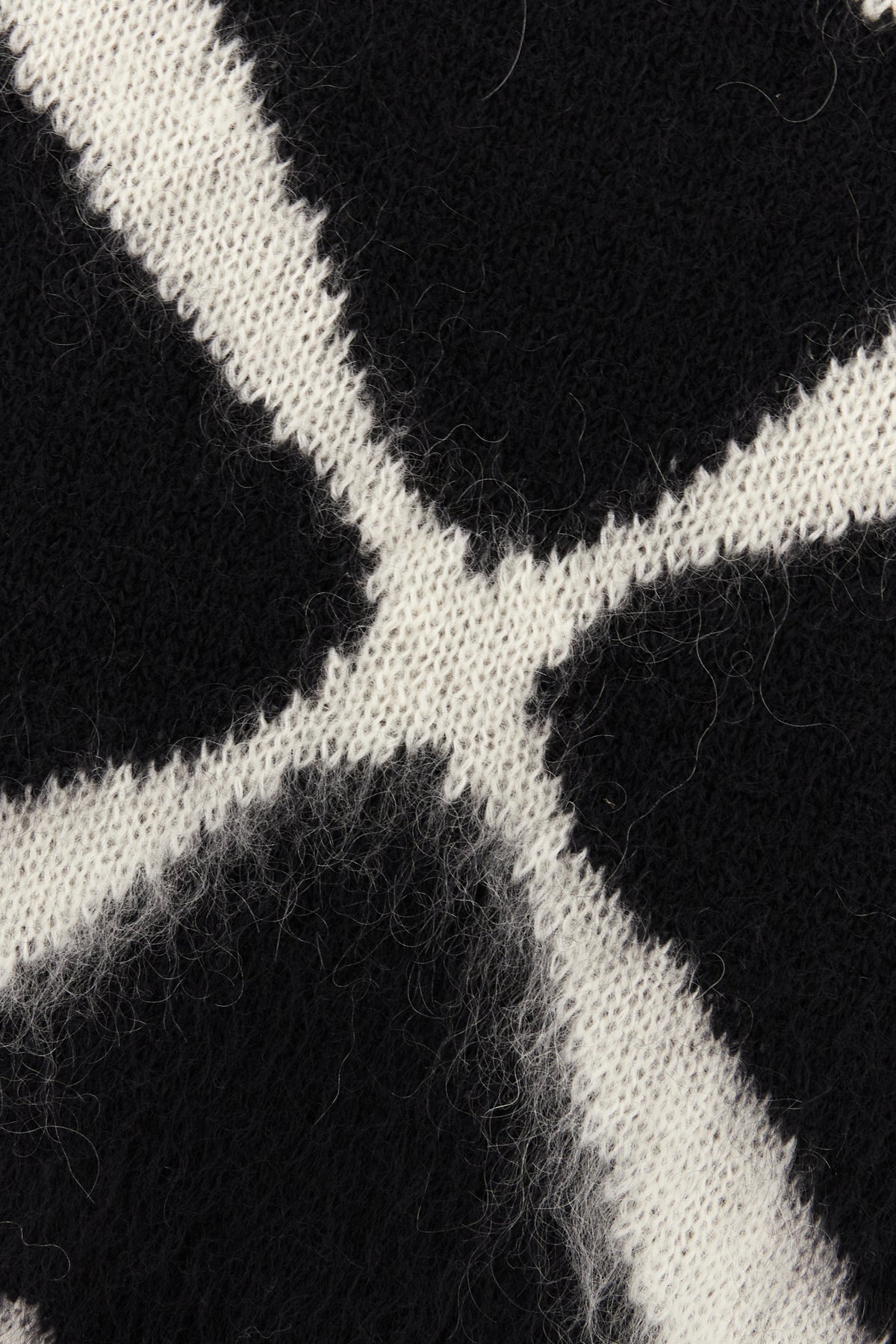 MAGLIERIA_OMHE170F23KNI001_1061_Image_3