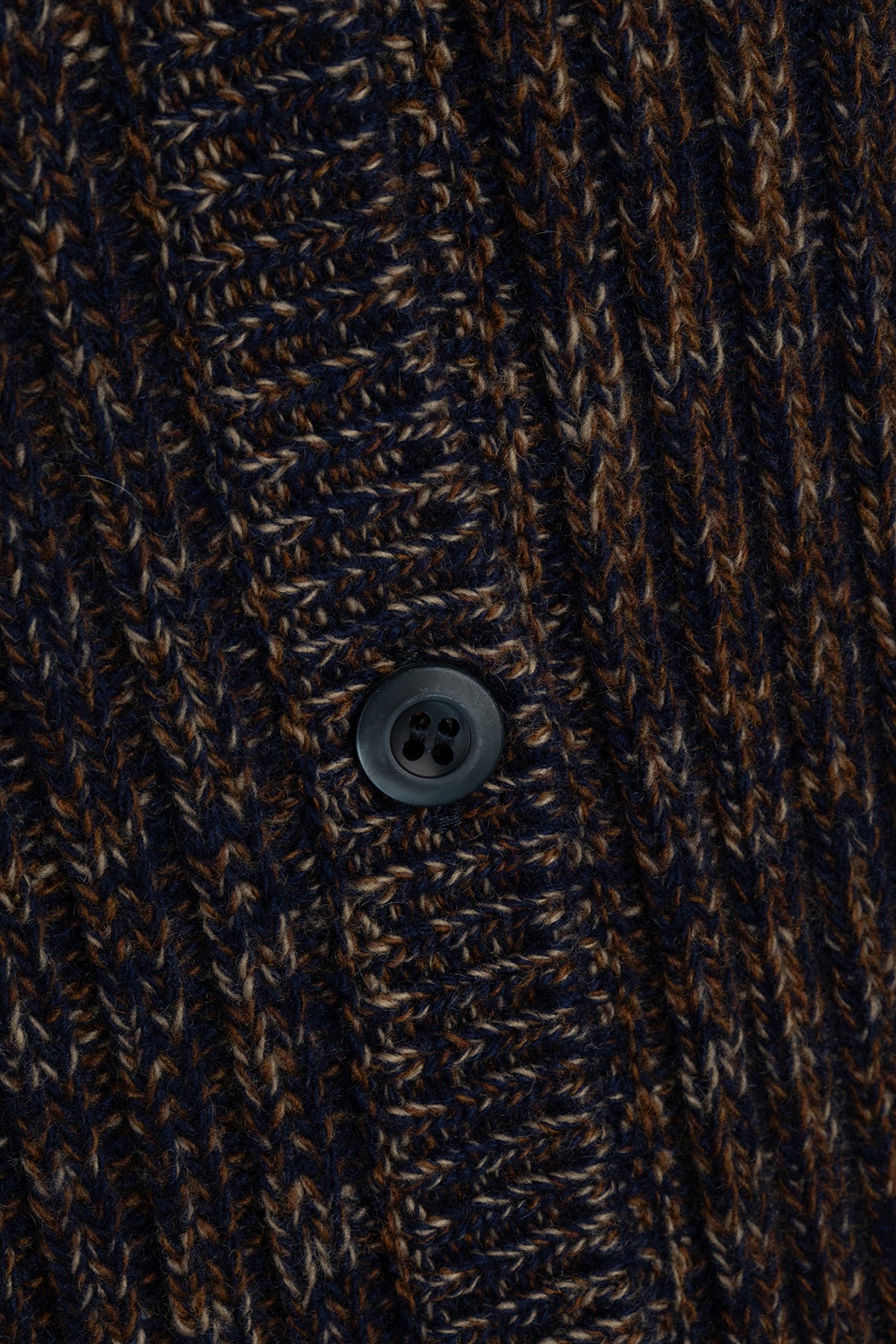 MAGLIERIA_P25N831714_F0XB7_Image_3