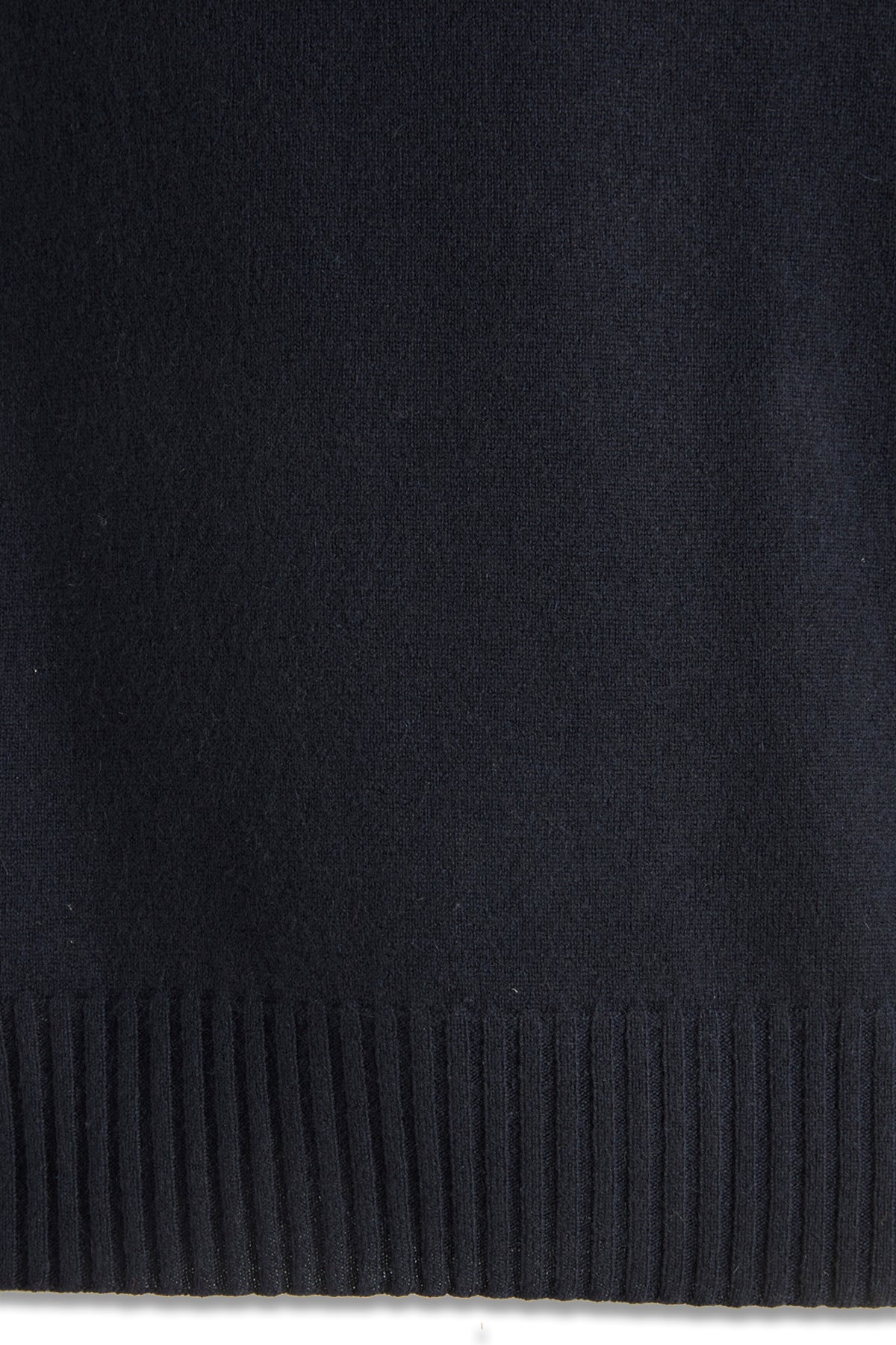 MAGLIERIA_UXC131F1C02_E2088_Image_3
