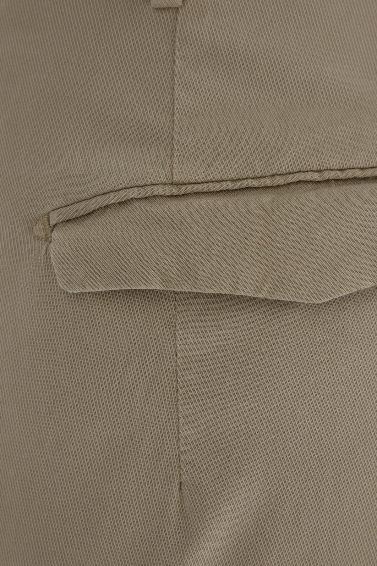 PANTALONI_COATMAZ00CL1SD87_Y121_Image_3