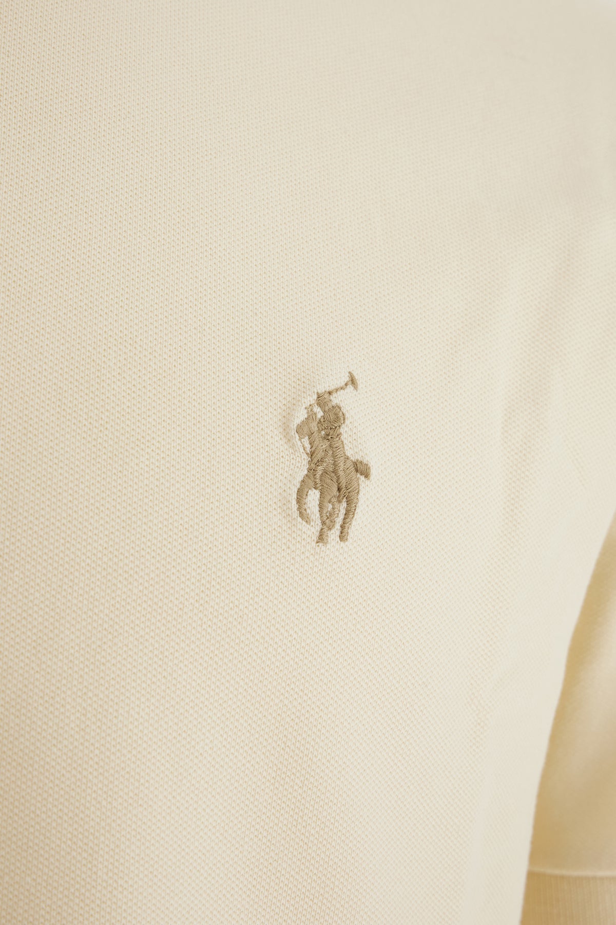 POLO_710941439_020_Image_3