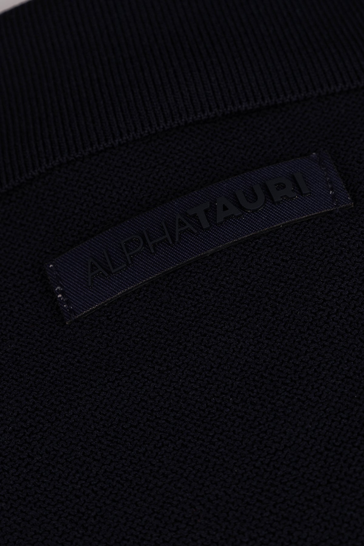 POLO_ATA260404_F803_Image_3