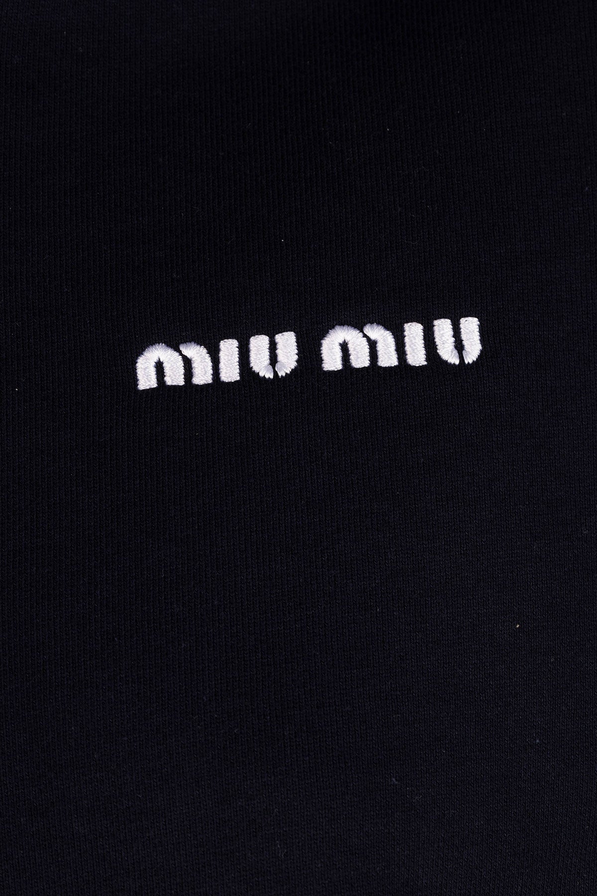 POLO_MJNA41191L_F0008_Image_3