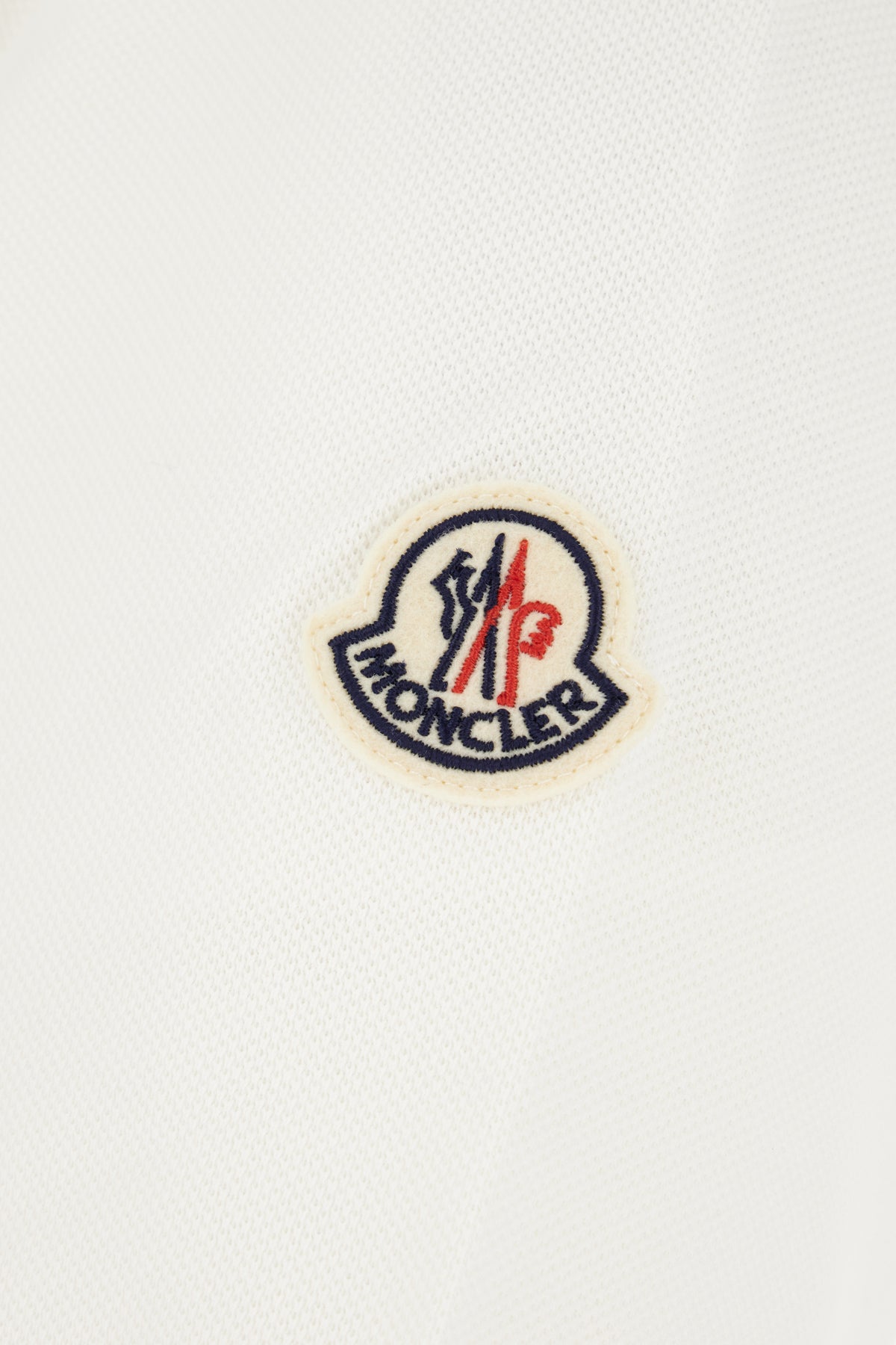 Polo_in_piqu_8A0003189A16_034_Image_3