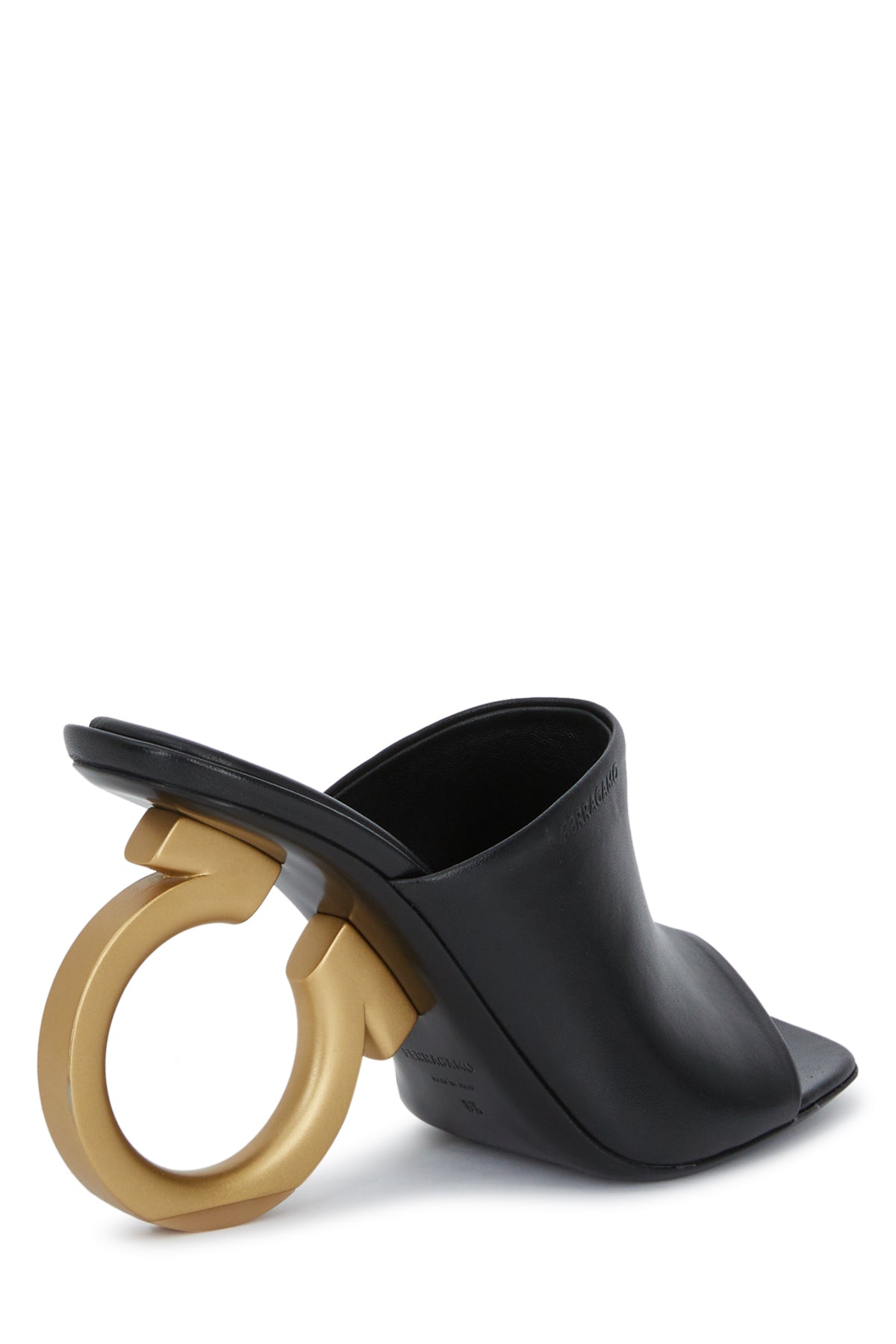 SCARPE_CON_TACCO_761922_001_Image_3