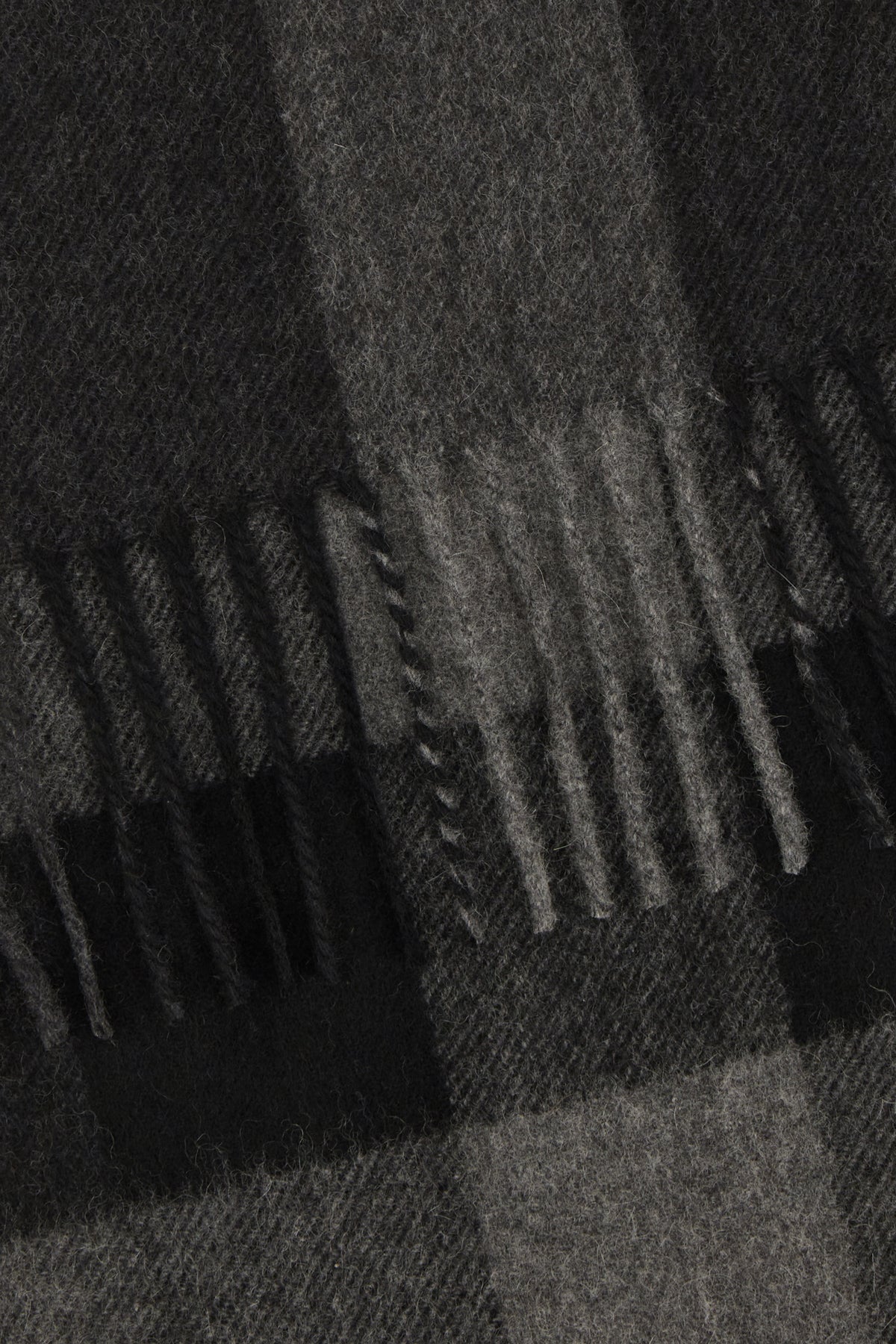 SCIARPE_FOULARD_8077893_A1208_Image_2