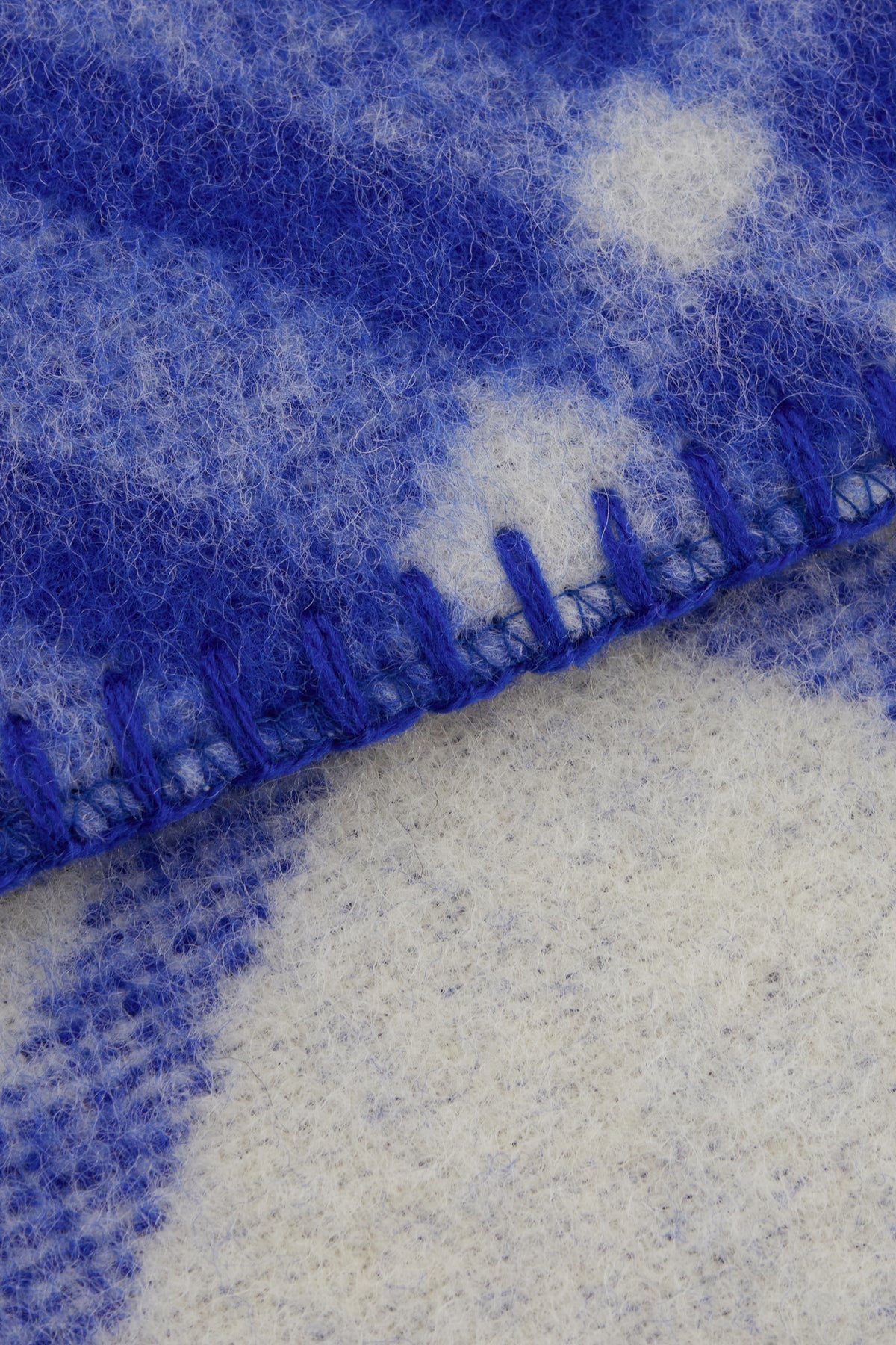 SCIARPE_FOULARD_8114302_B7323_Image_2
