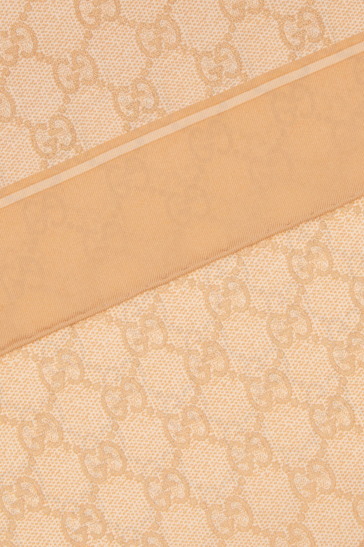 SCIARPE_FOULARD_8122513G001_5872_Image_2