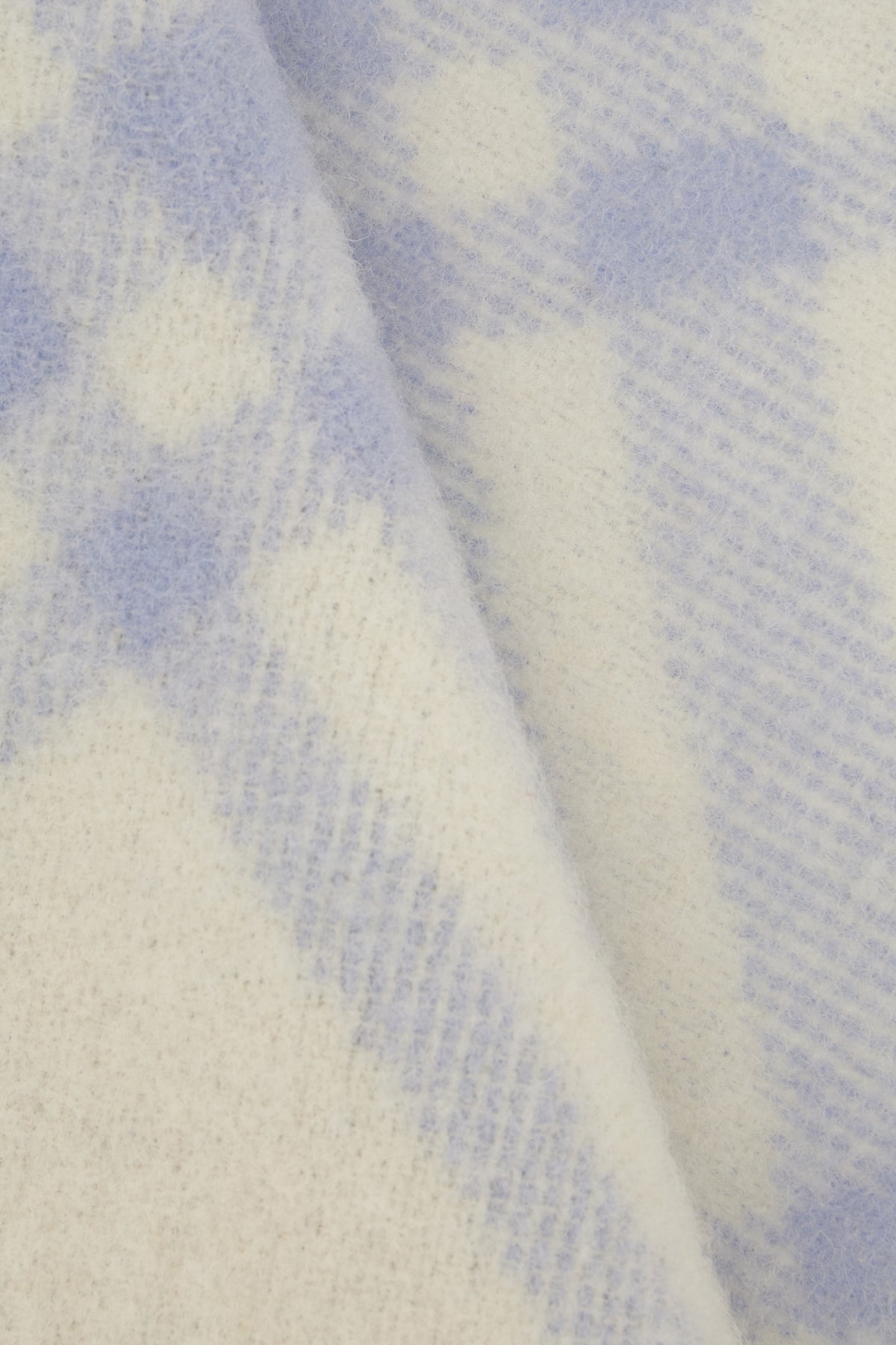 SCIARPE_FOULARD_8125830_C5279_Image_3