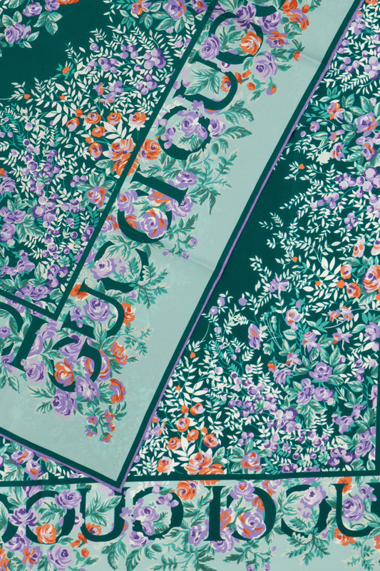SCIARPE_FOULARD_8234863G001_5872_Image_2