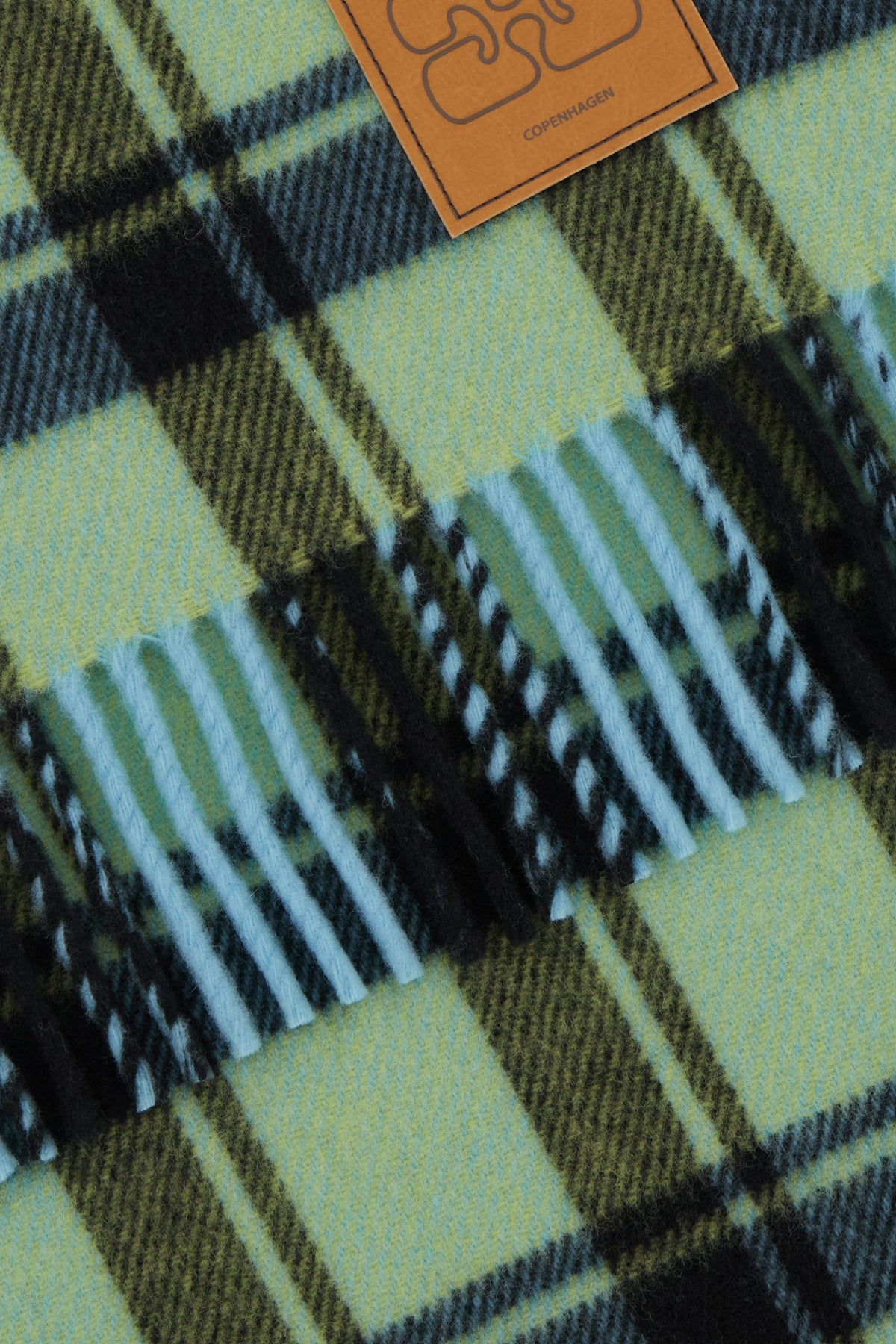 SCIARPE_FOULARD_A69355959_301_Image_2