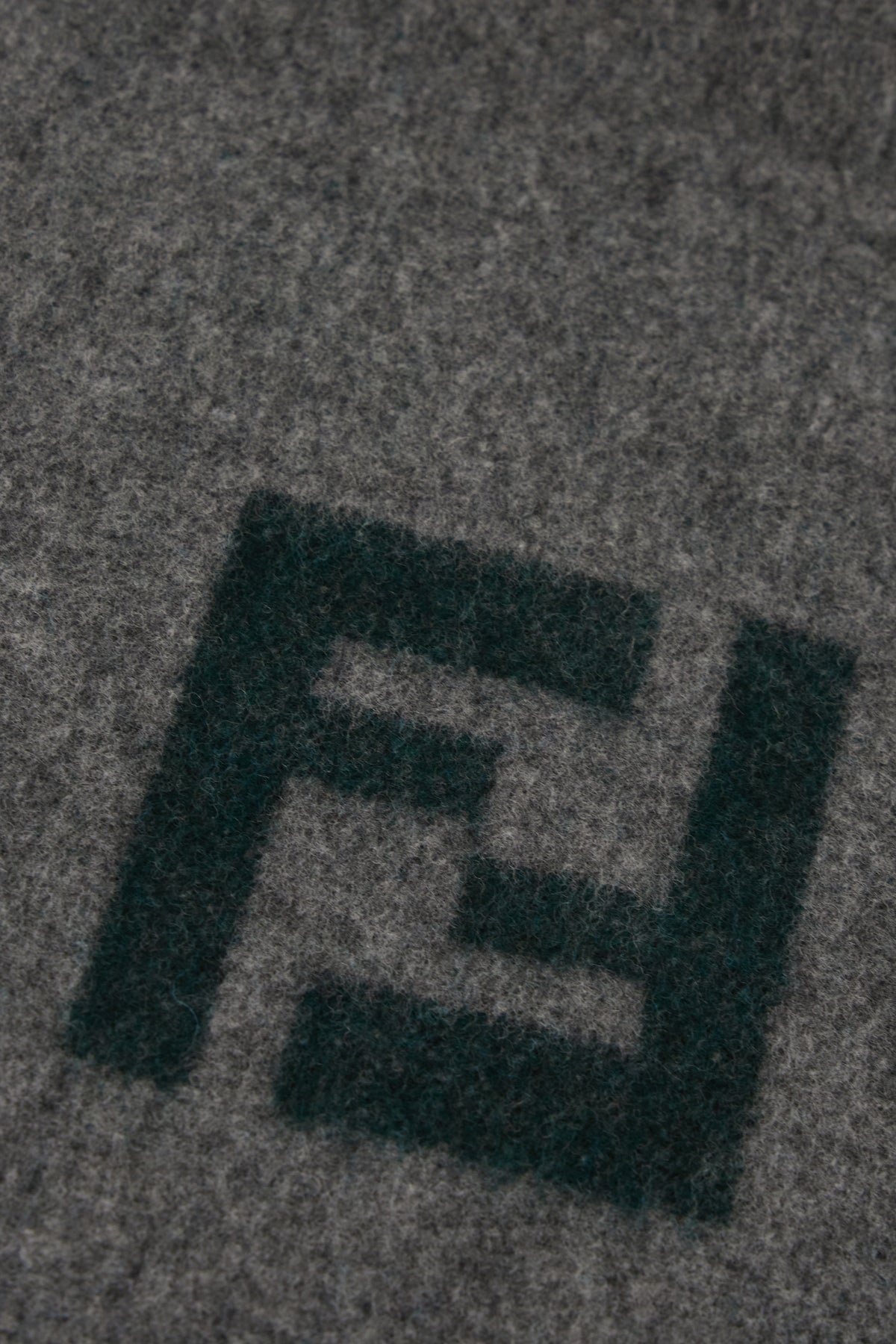 SCIARPE_FOULARD_FXS734AYBF_F1TTE_Image_3