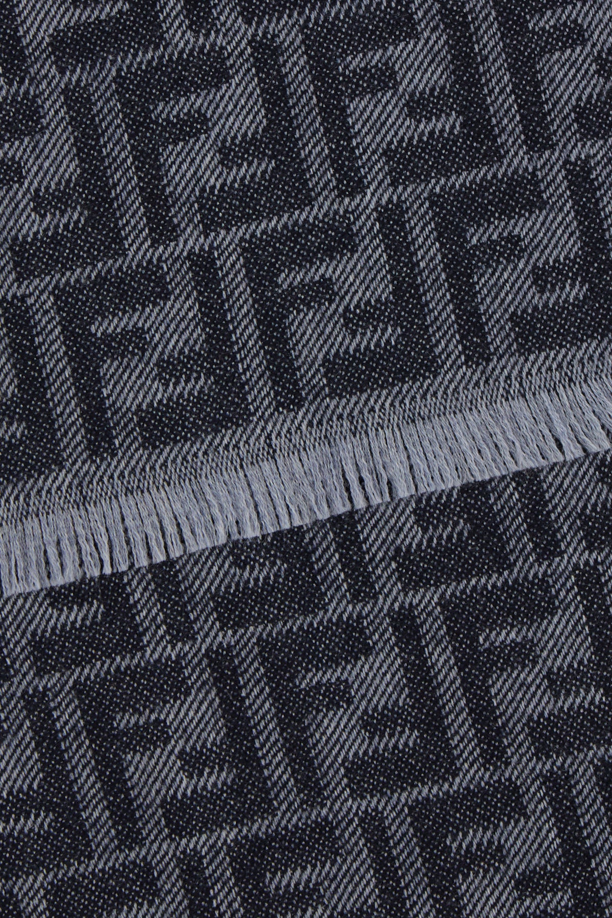 SCIARPE_FOULARD_FXS830AS6L_F1Q3B_Image_2