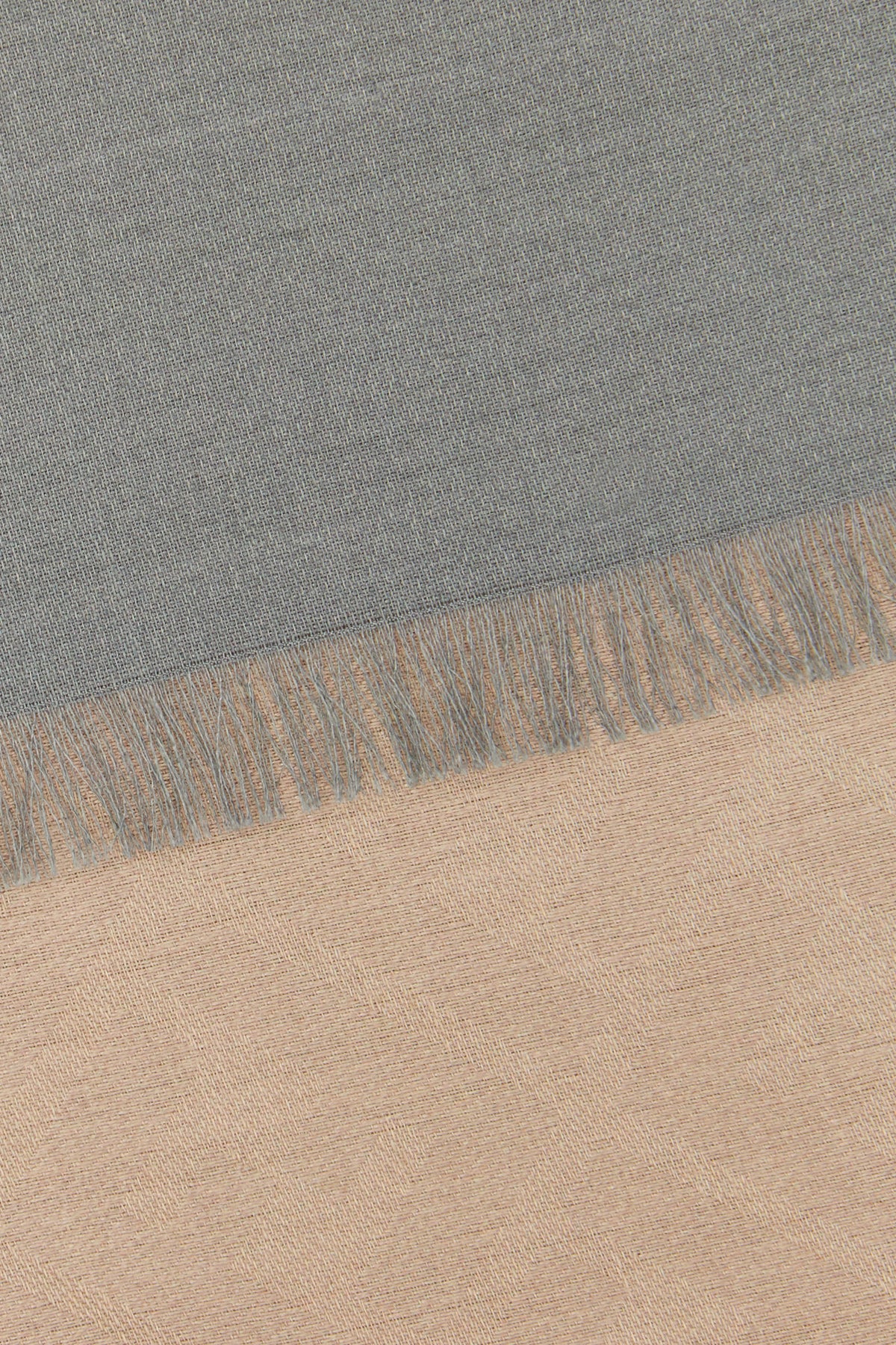 SCIARPE_FOULARD_FXT069AU1A_F0AGD_Image_2