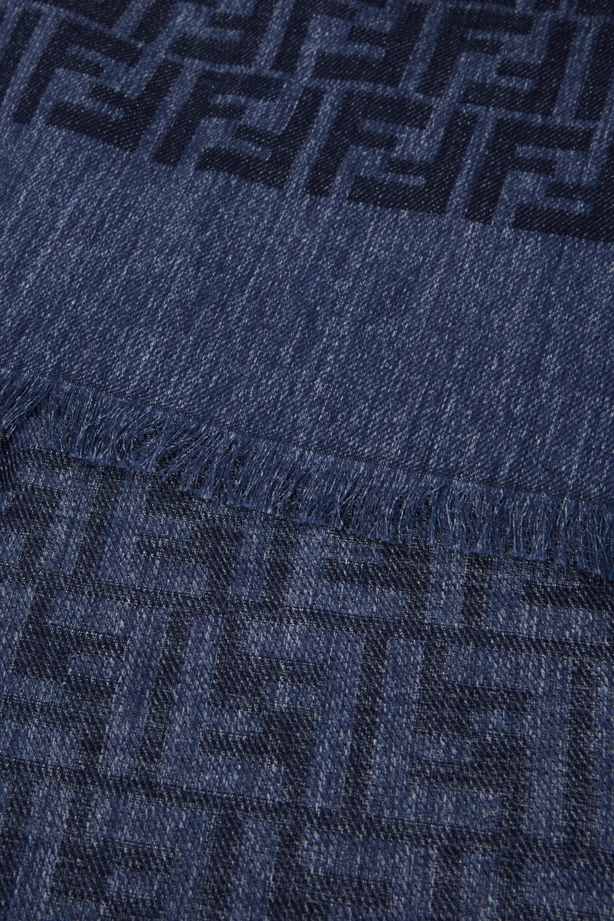 SCIARPE_FOULARD_FXT069AWEW_F0RU7_Image_2