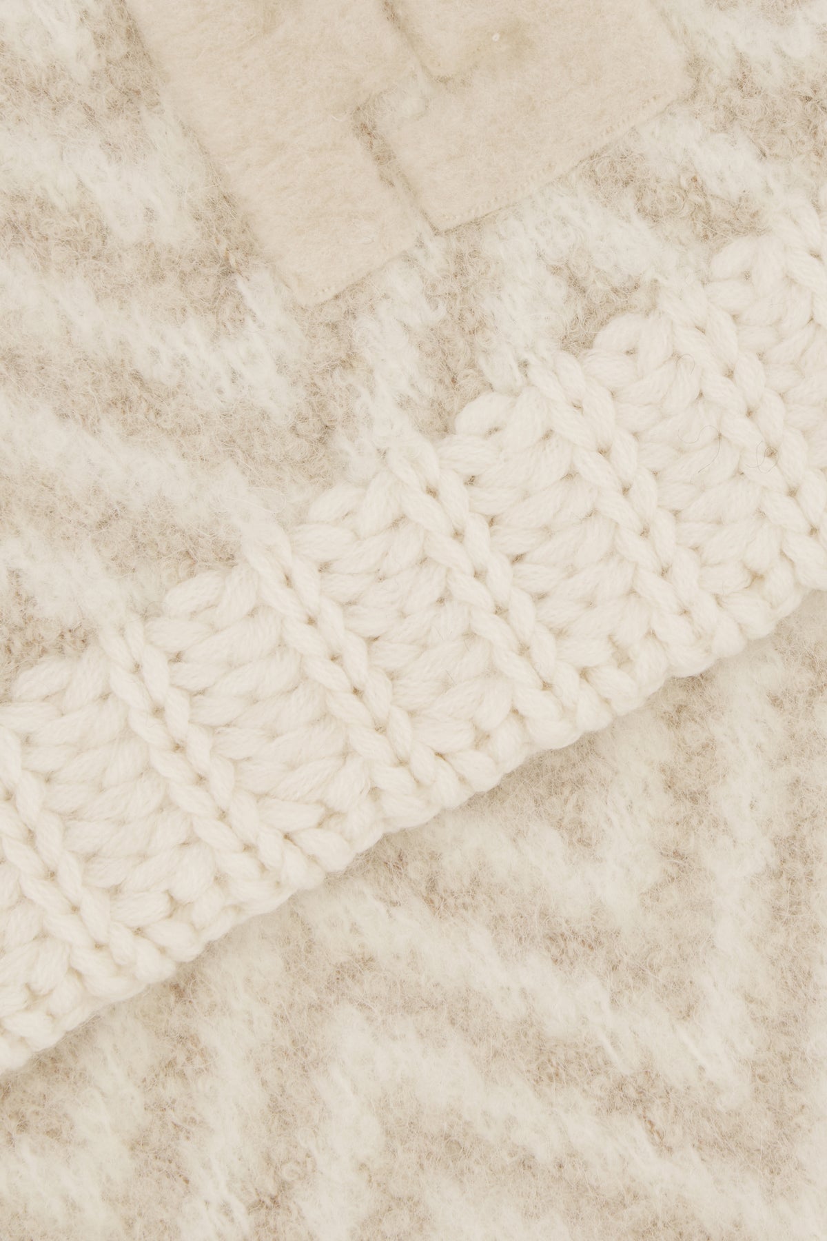 SCIARPE_FOULARD_FXT458AYKM_F0QM0_Image_2