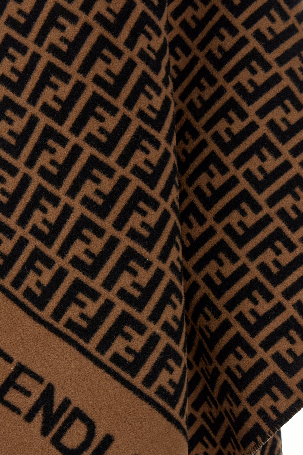 SCIARPE_FOULARD_FXX723AQCW_F0QE1_Image_3