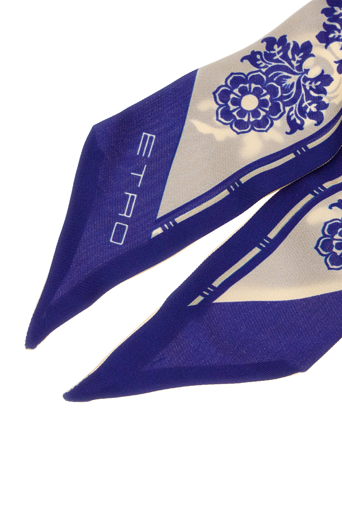 SCIARPE_FOULARD_WATA0016AK882_X0883_Image_2