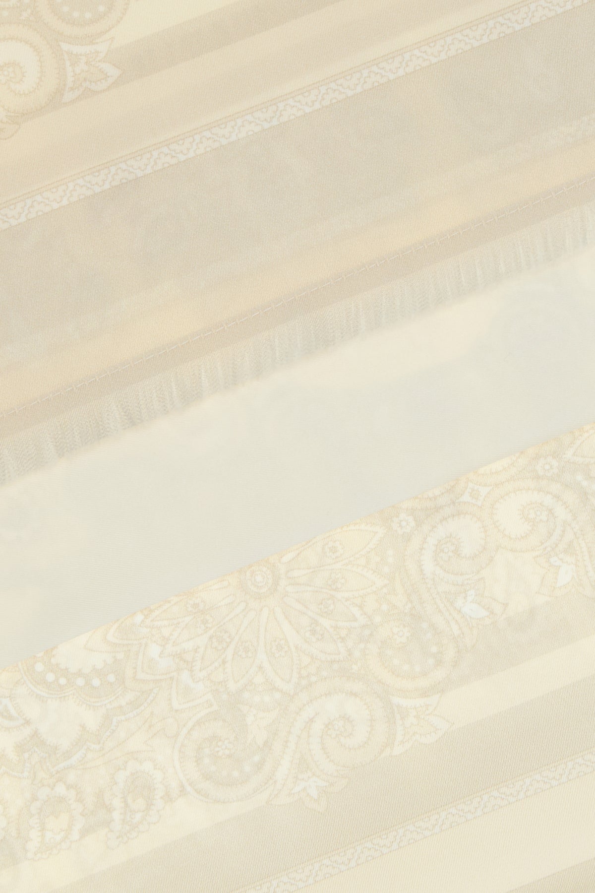 SCIARPE_FOULARD_WAXA0006AK631_X0872_Image_2