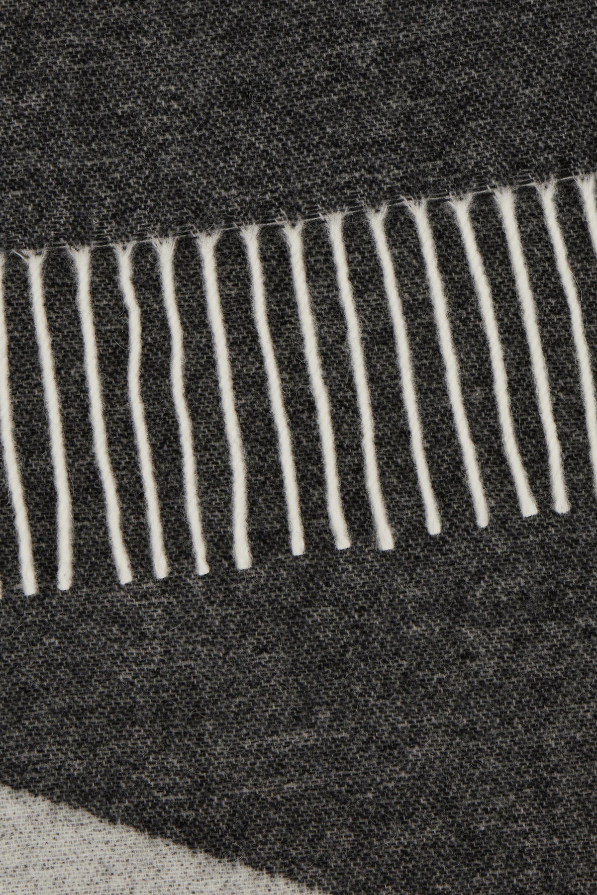 SCIARPE_FOULARD_WOAOVM15176_LZZ_Image_2