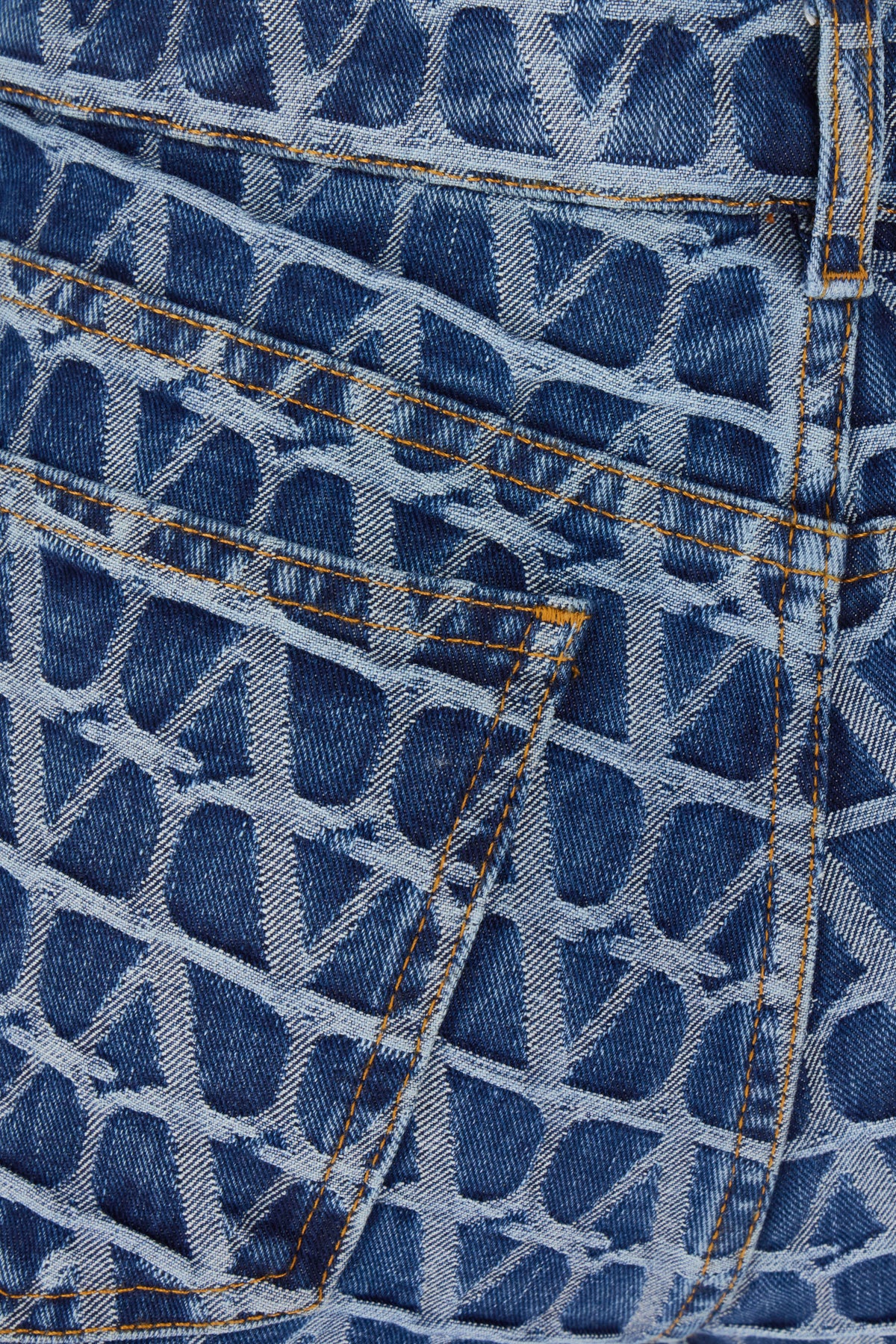 SHORTS_4B3DD17M8CU_558_Image_3