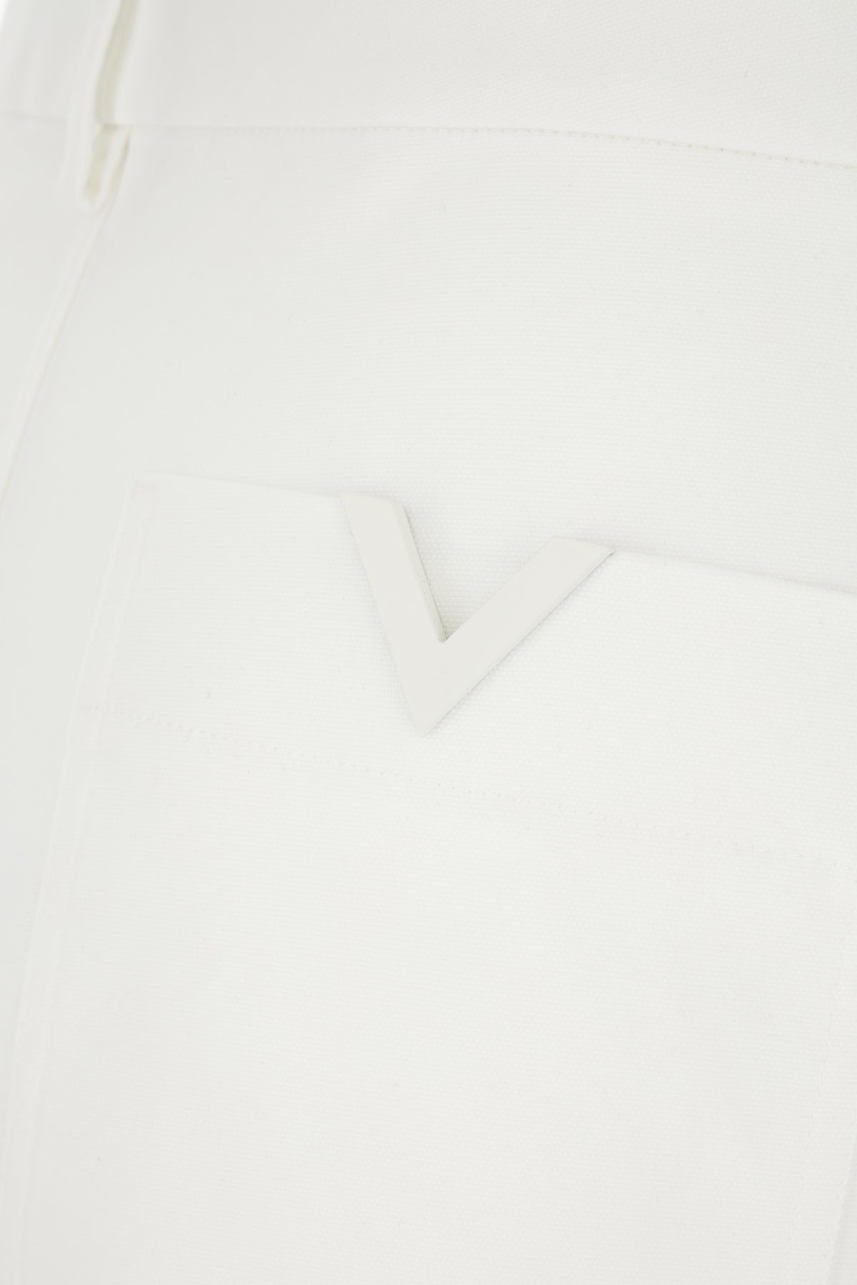 SHORTS_4V0RDDV19UA_A03_Image_3