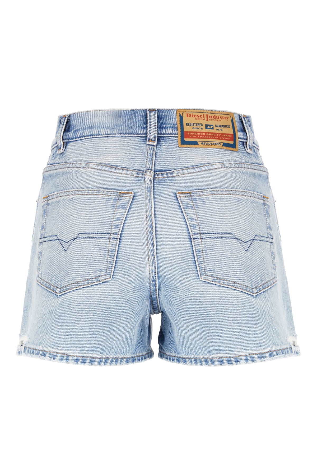 SHORTS_A22266007DM_01_Image_2