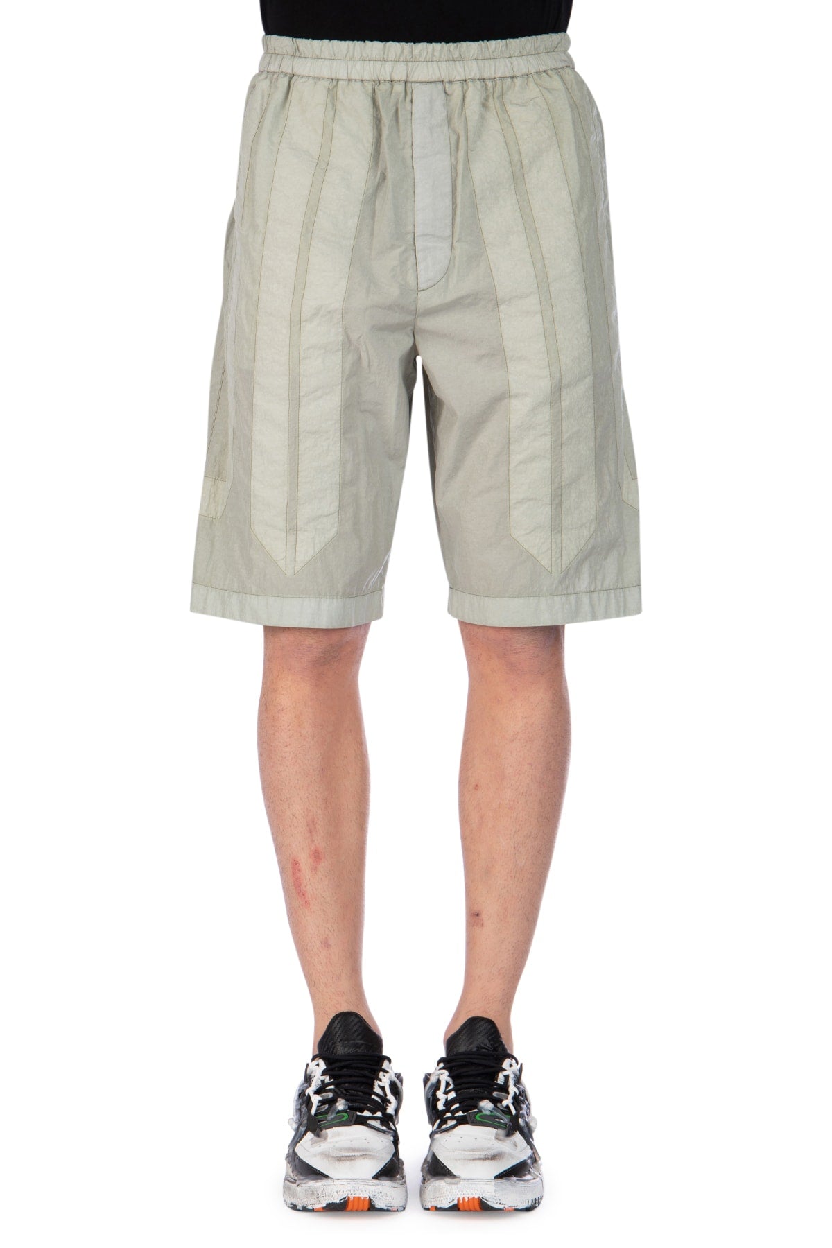 SHORTS_JSUO311223MO460700A_335_Image_2