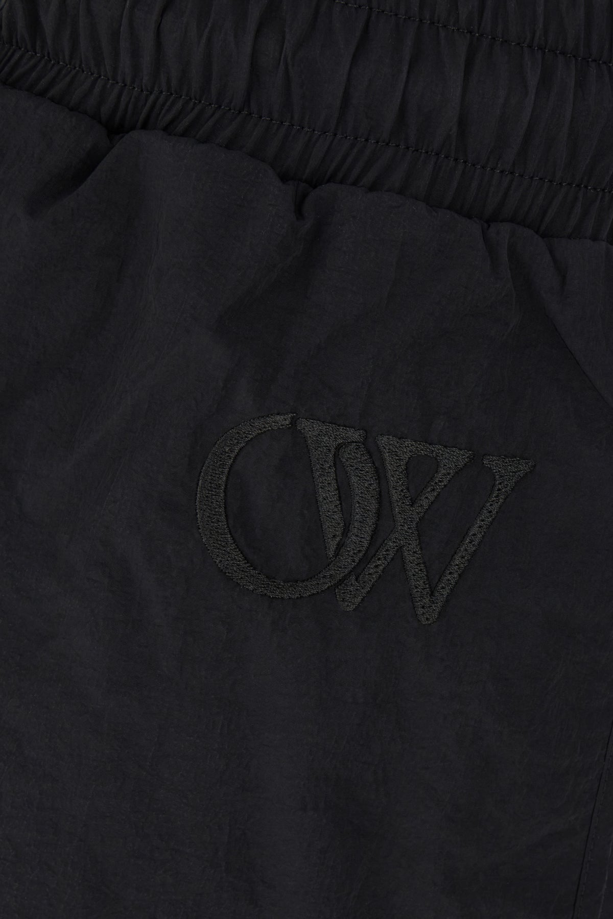 SHORTS_OWVH050S24FAB001_1010_Image_3