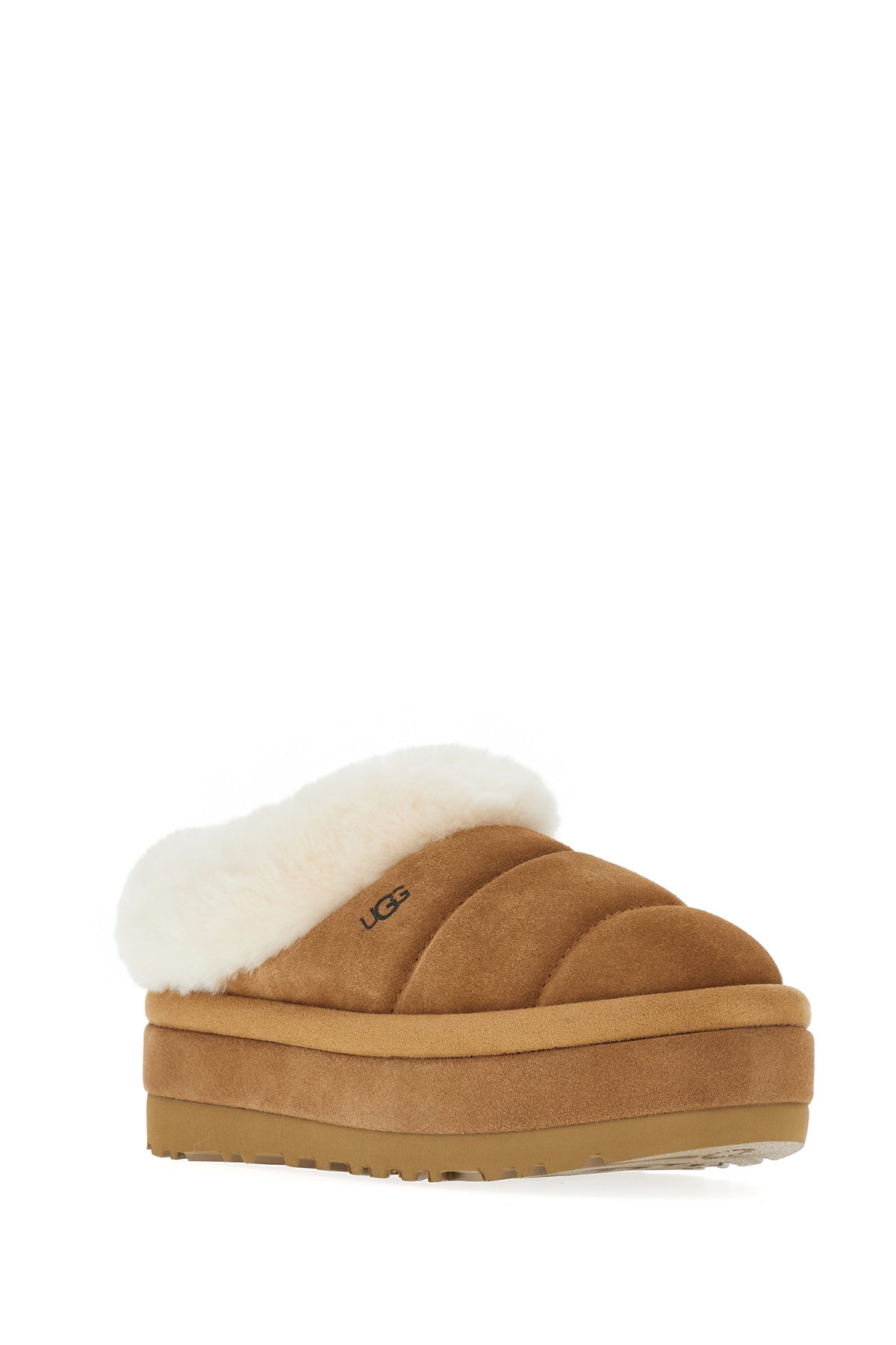 SLIPPERS_1146390_CHE_Image_2