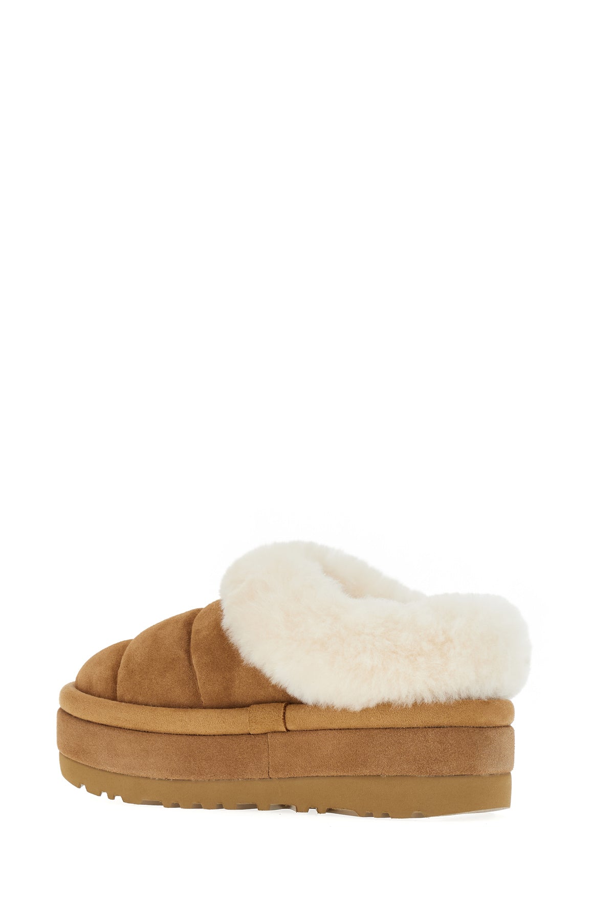 SLIPPERS_1146390_CHE_Image_3