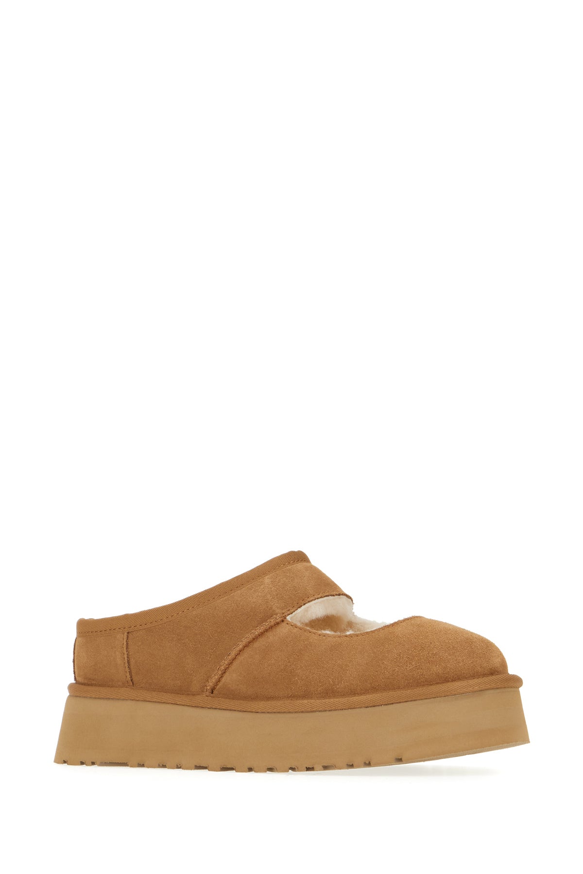 SLIPPERS_1167612_CHE_Image_2
