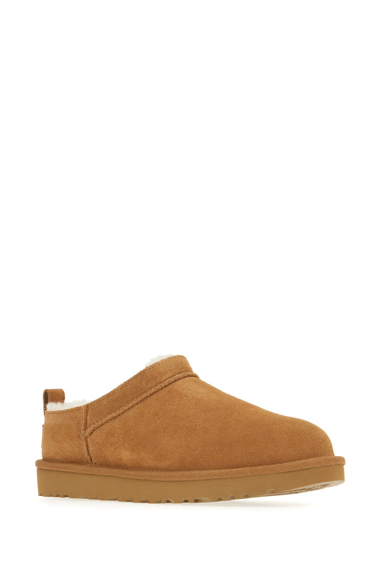 SLIPPERS_1173891_CHE_Image_2