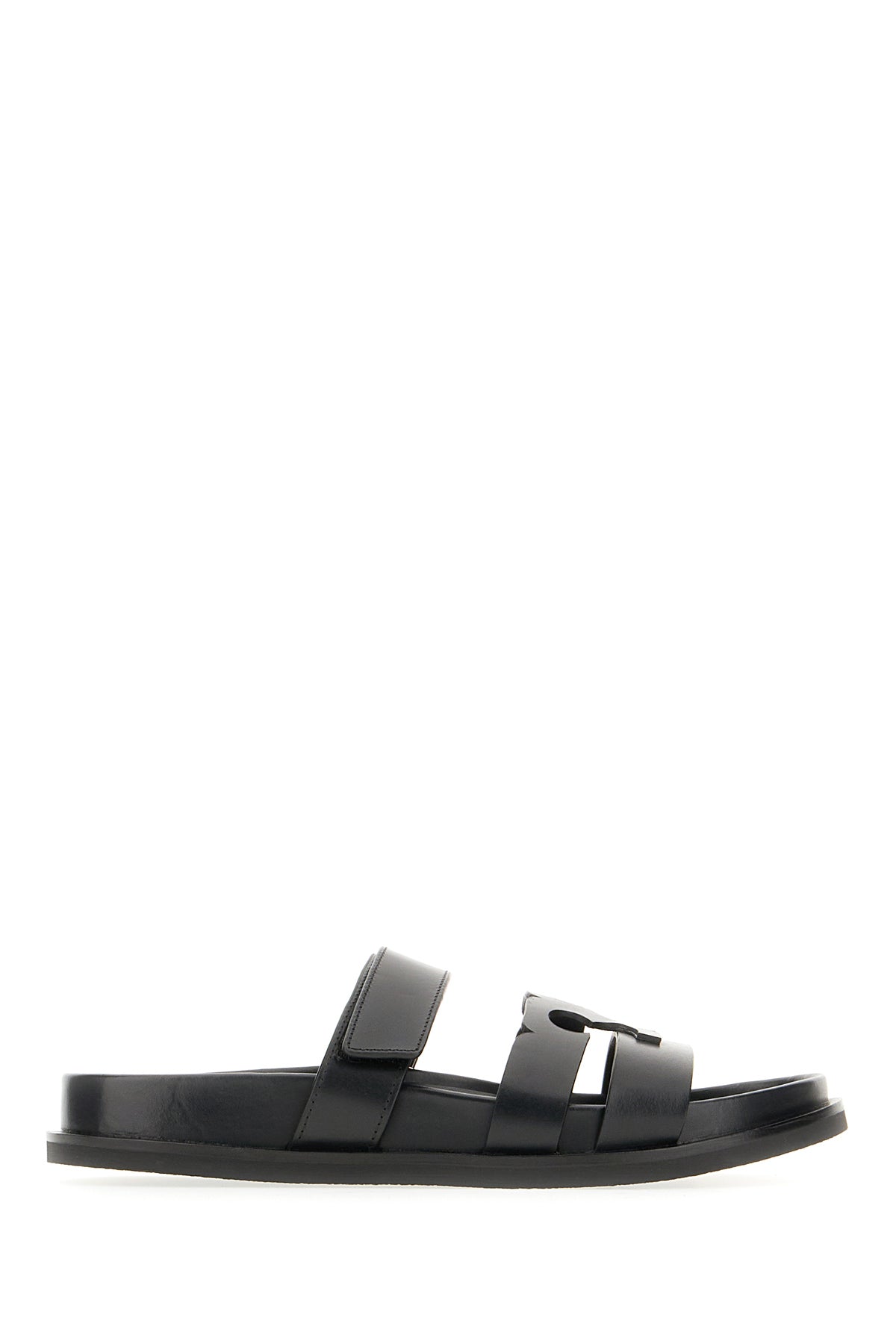 SLIPPERS_161636_006_Image_1