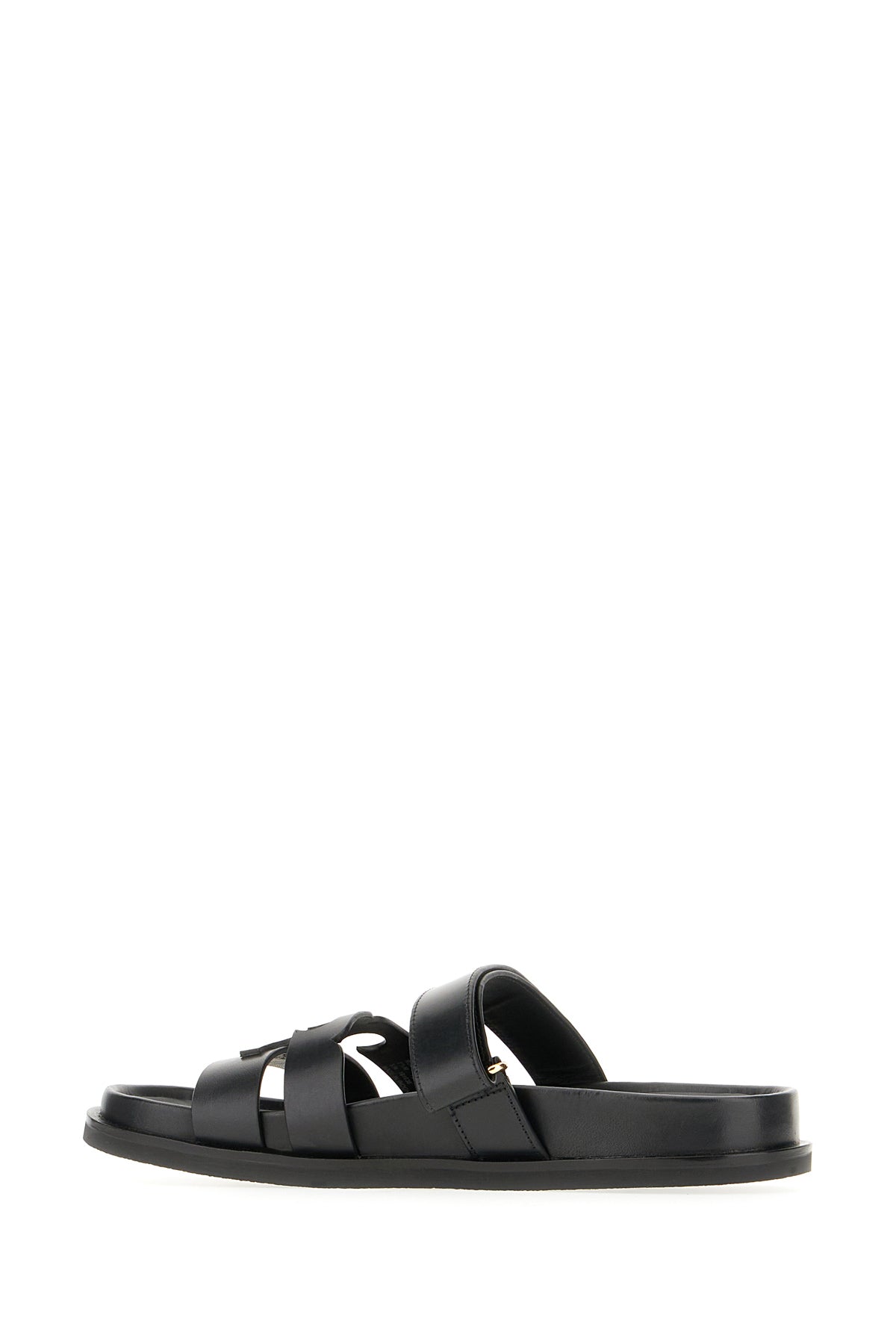 SLIPPERS_161636_006_Image_3