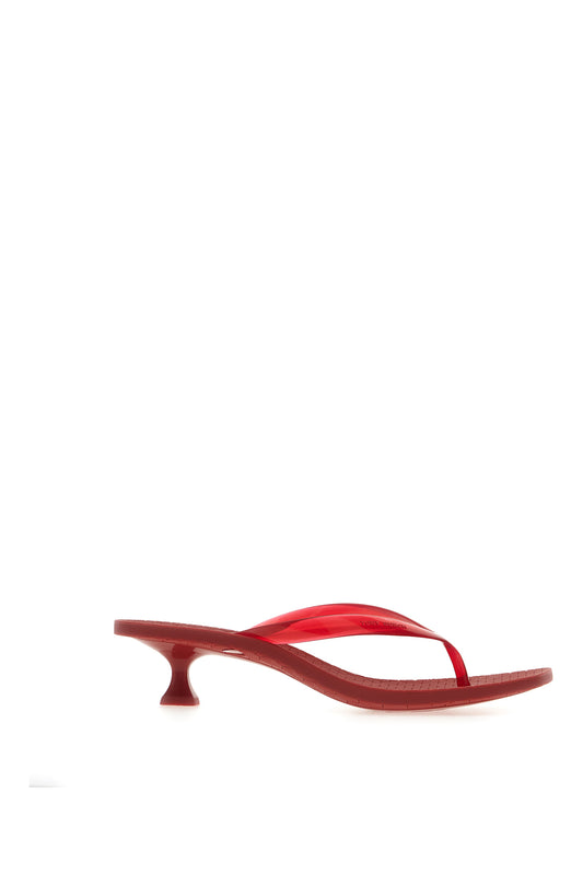 SLIPPERS_183727_675_Image_1