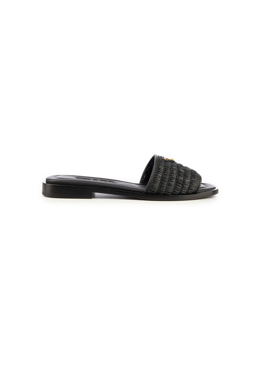SLIPPERS_1XX758F0102ACS_F0002_Image_1