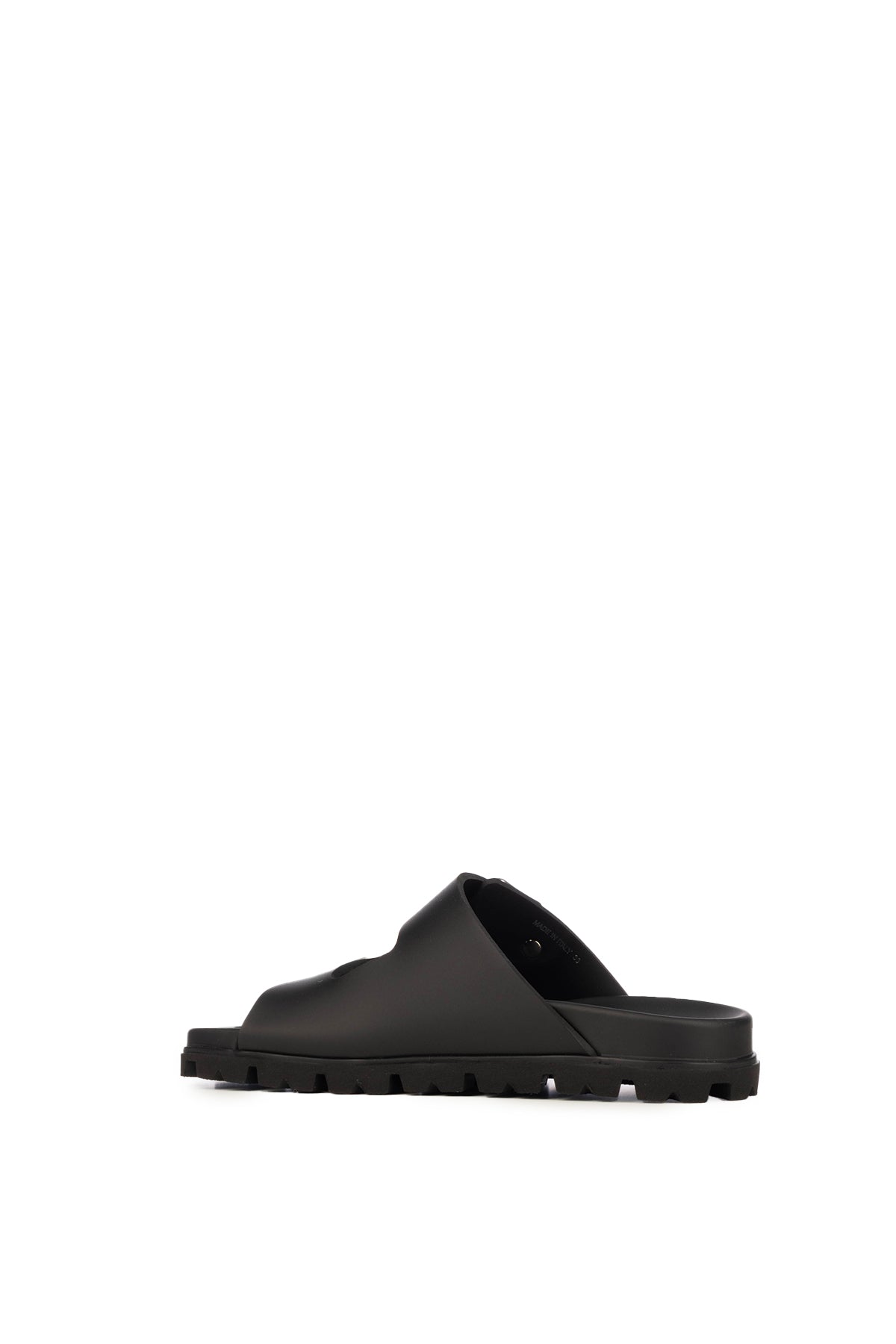 SLIPPERS_1XX792F0203LKK_F0002_Image_3