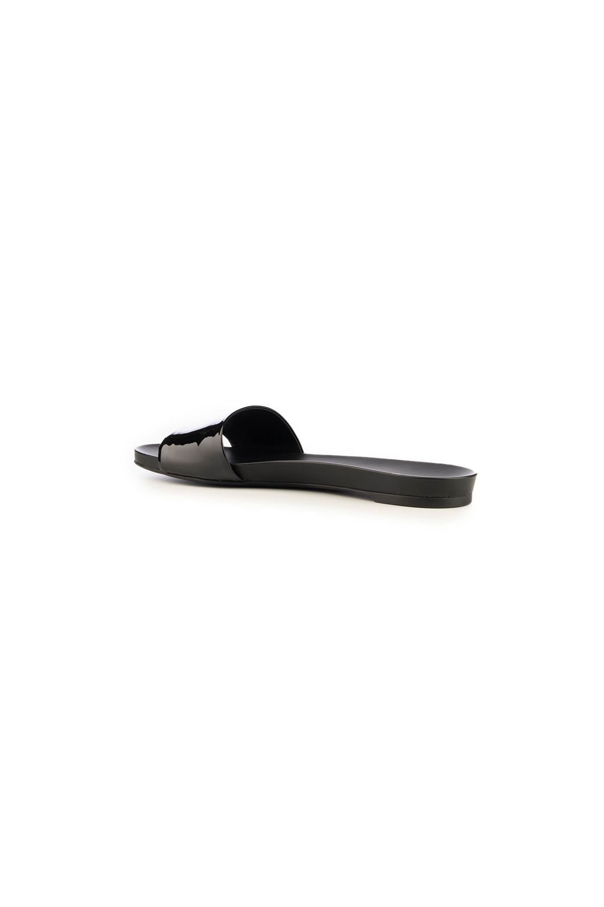 SLIPPERS_1XX798F005069_F0002_Image_3