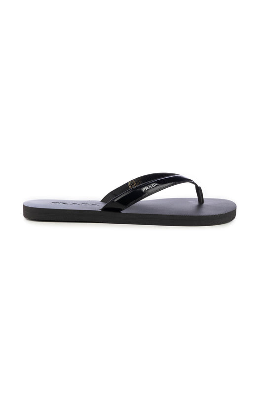 SLIPPERS_2Y3162FG001055_F0002_Image_1