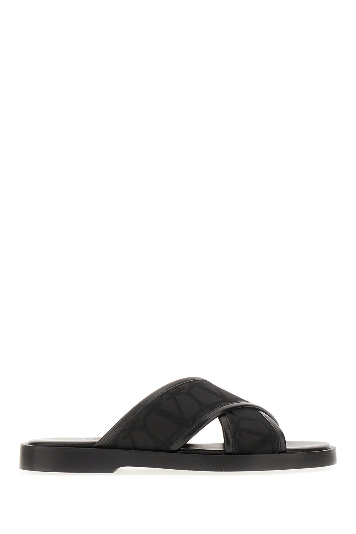 SLIPPERS_4Y2S0H61IDQ_0NO_Image_1