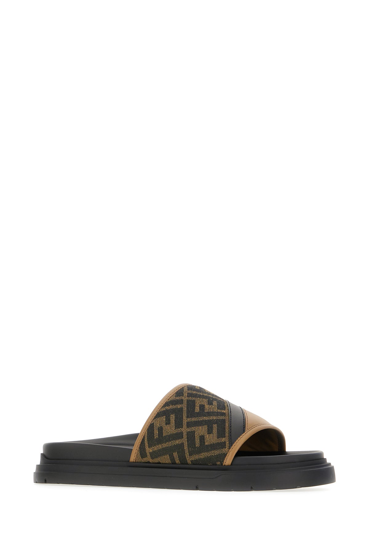 SLIPPERS_7X1674AF5T_F1OOF_Image_2
