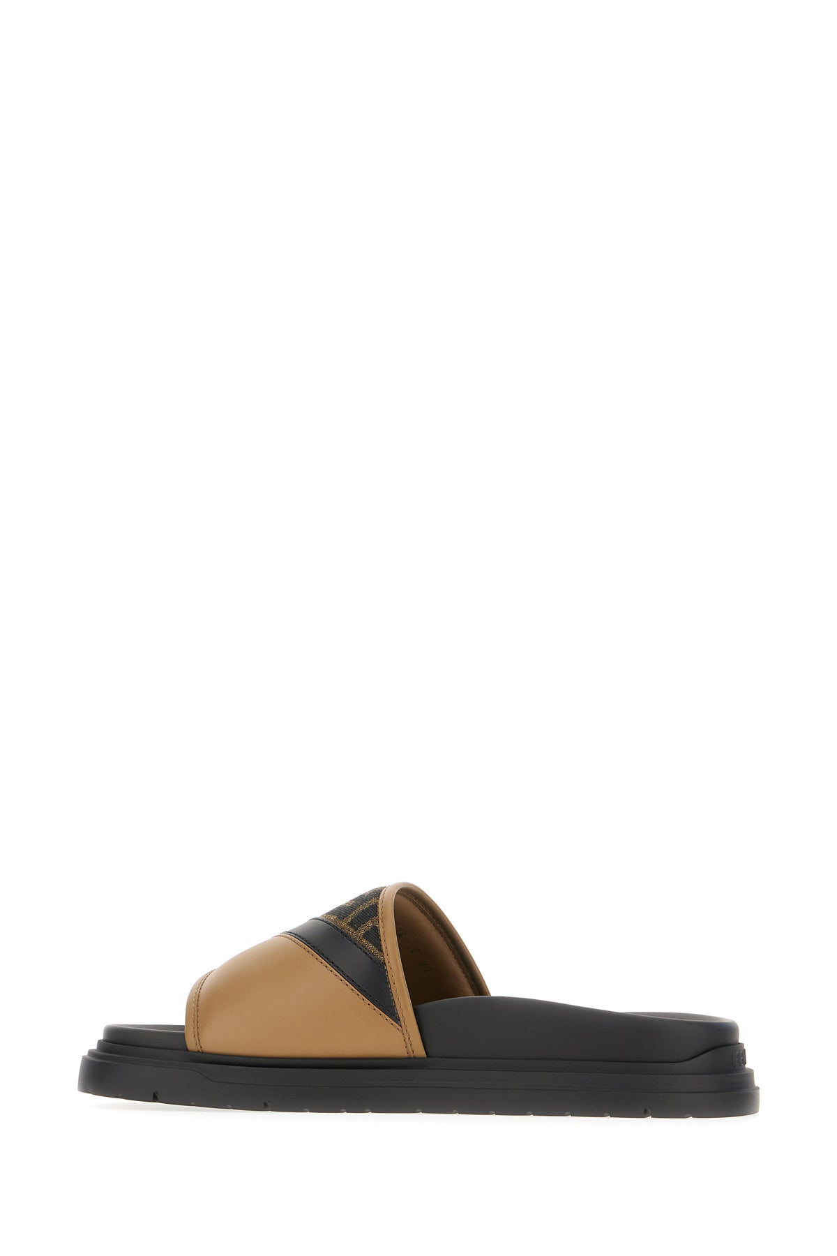 SLIPPERS_7X1674AF5T_F1OOF_Image_3