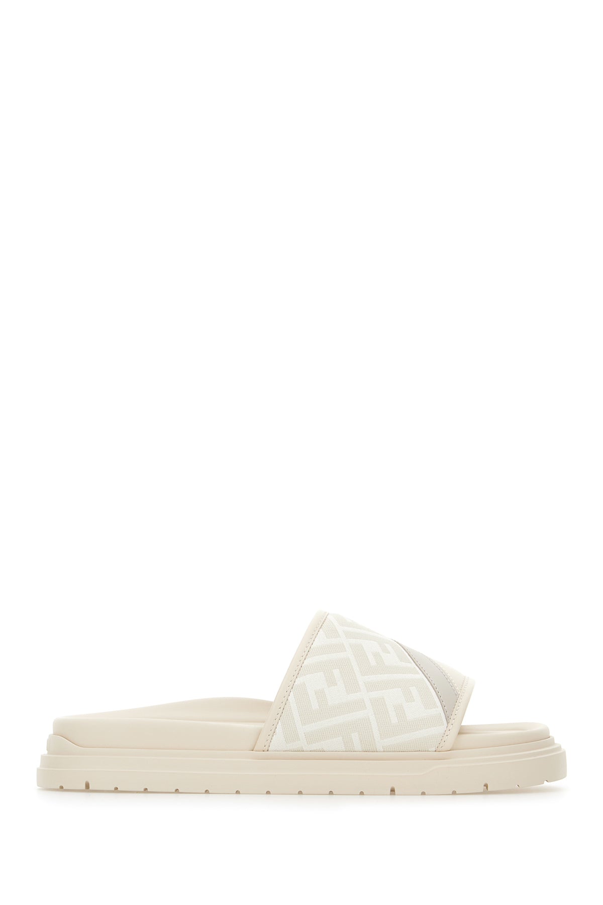 SLIPPERS_7X1674ASAJ_F1RT8_Image_1