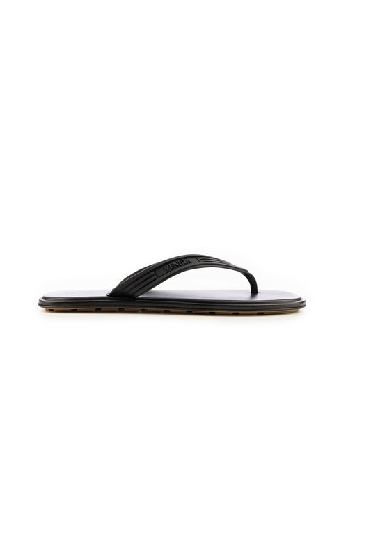 SLIPPERS_867559V00P5_1000_Image_1