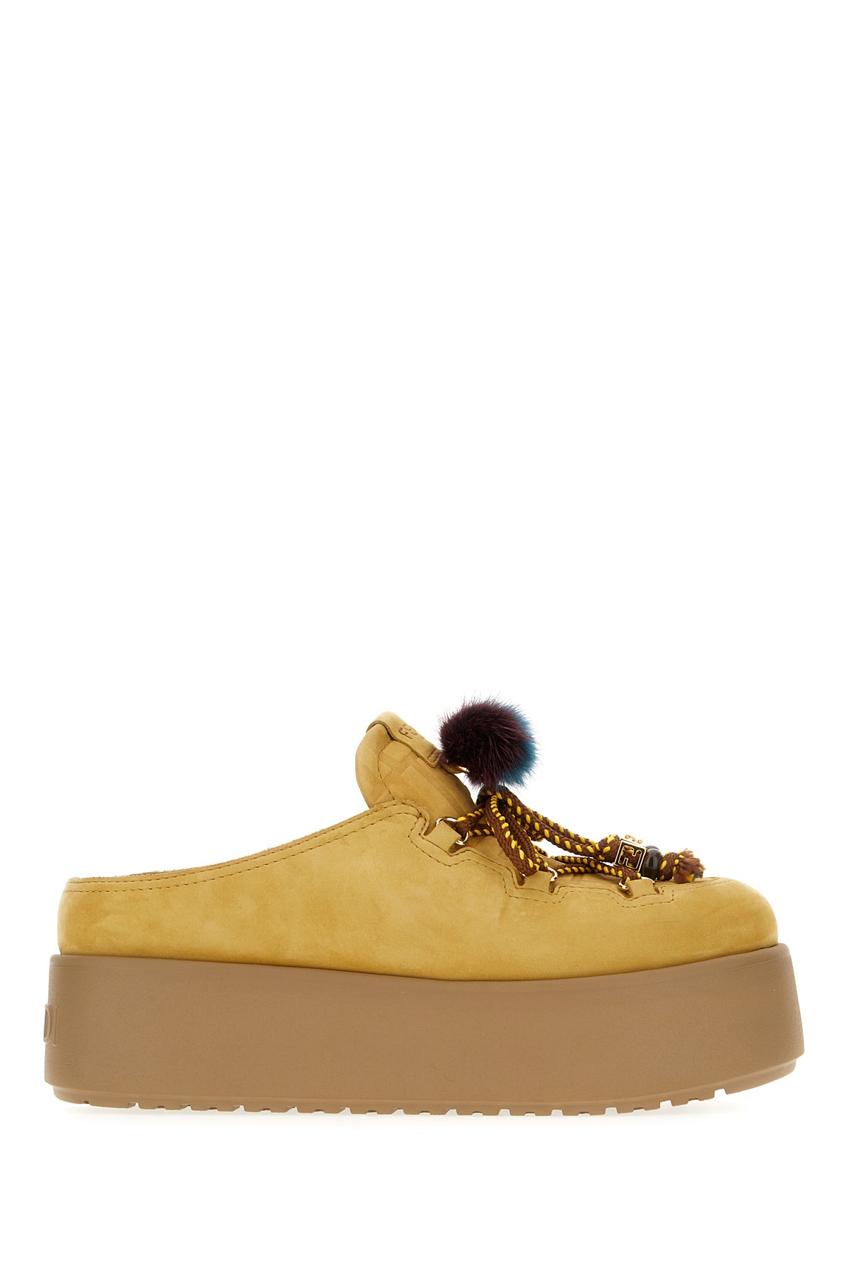 SLIPPERS_8R8845AWCD_F1QPY_Image_1