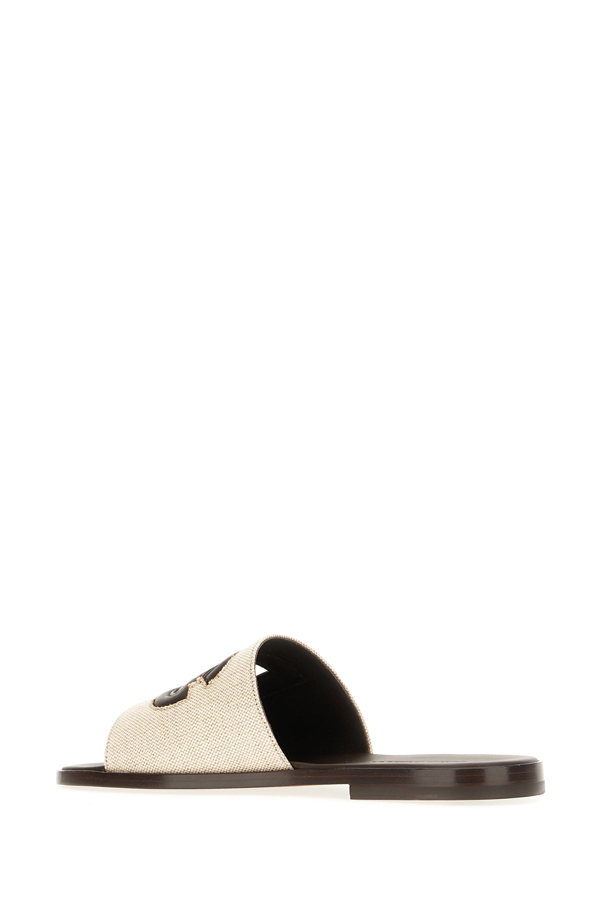 SLIPPERS_A80590A0106_89680_Image_3