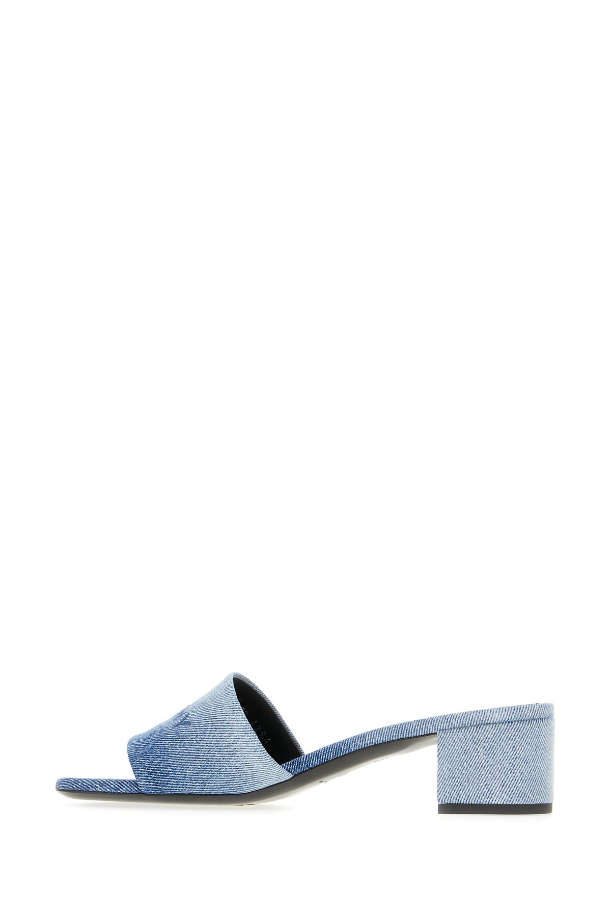 SLIPPERS_BE306VE2CC_420_Image_3